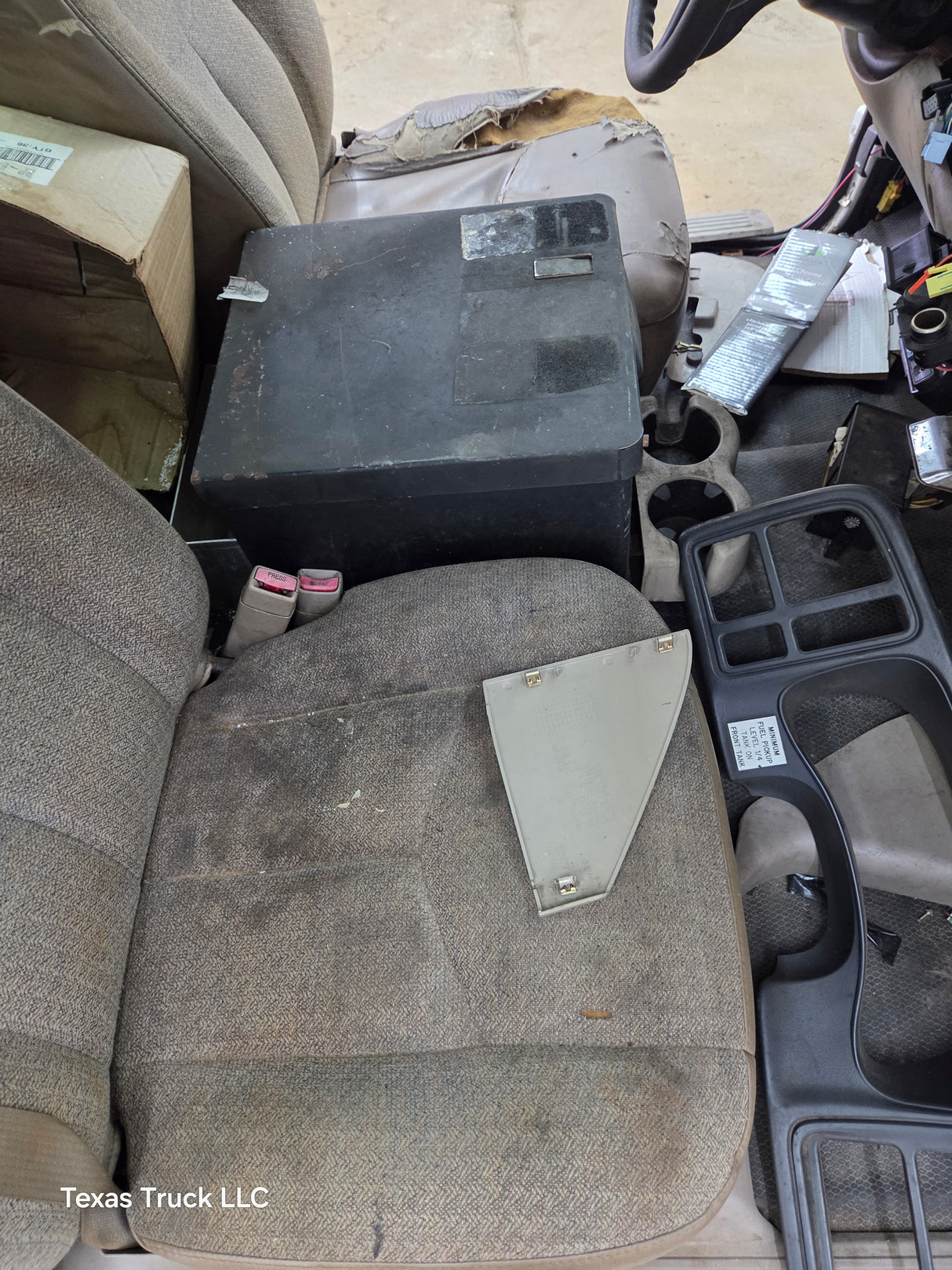 1999-2007 Chevrolet Silverado / GMC Sierra 1500 2500 HD 3500HD Regular Cab Body