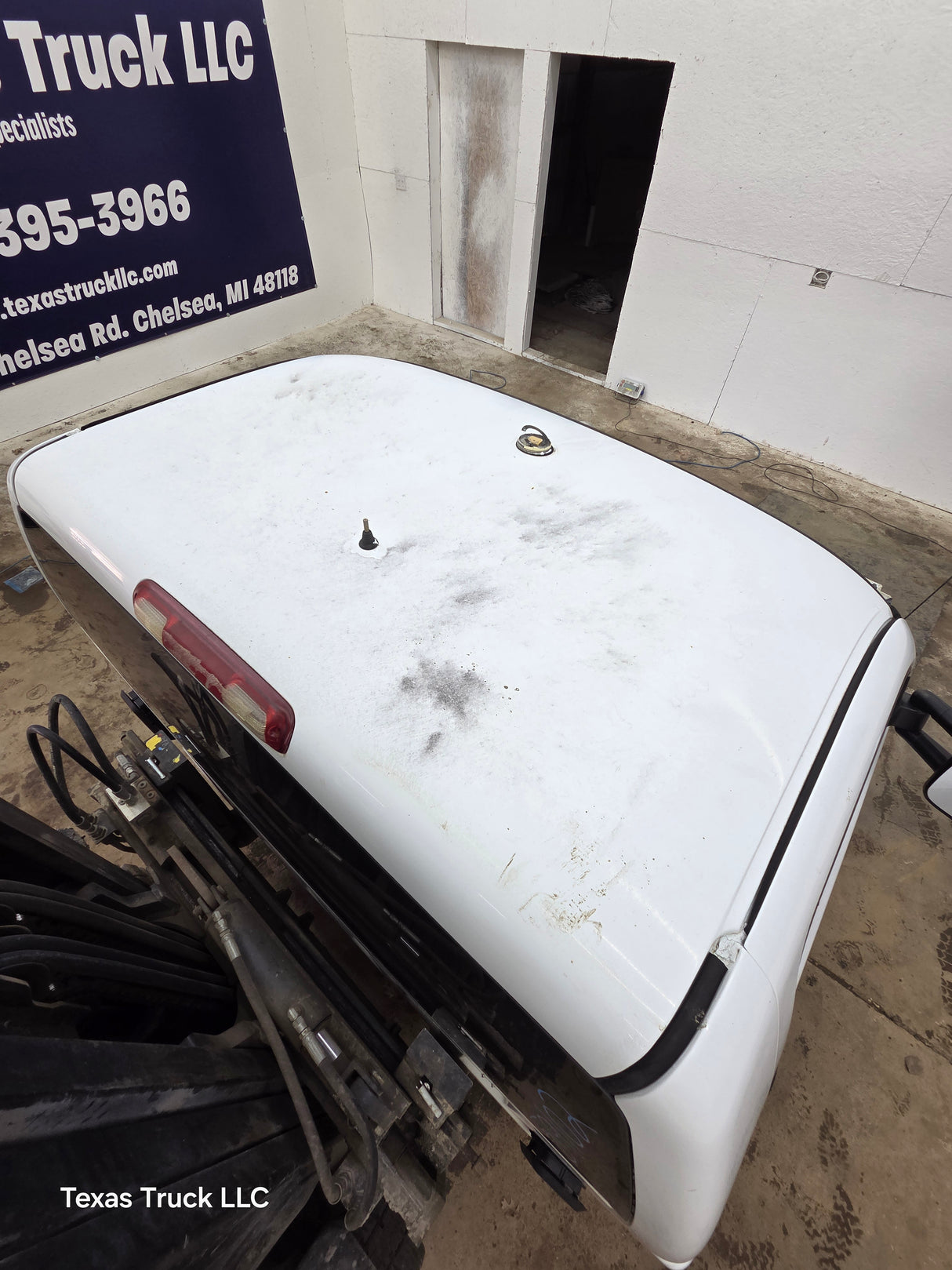 1999-2007 Chevrolet Silverado / GMC Sierra 1500 2500 HD 3500HD Regular Cab Body