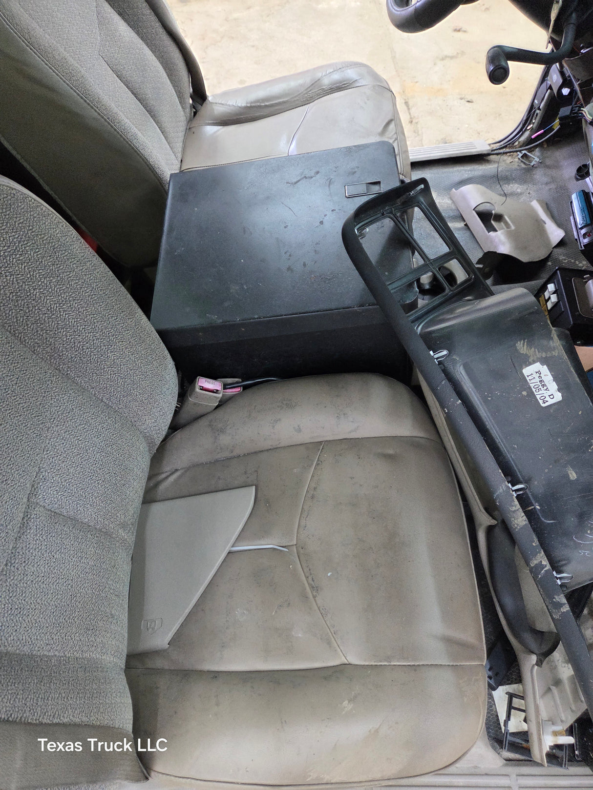 1999-2007 Chevrolet Silverado / GMC Sierra 1500 2500 HD 3500HD Regular Cab Body