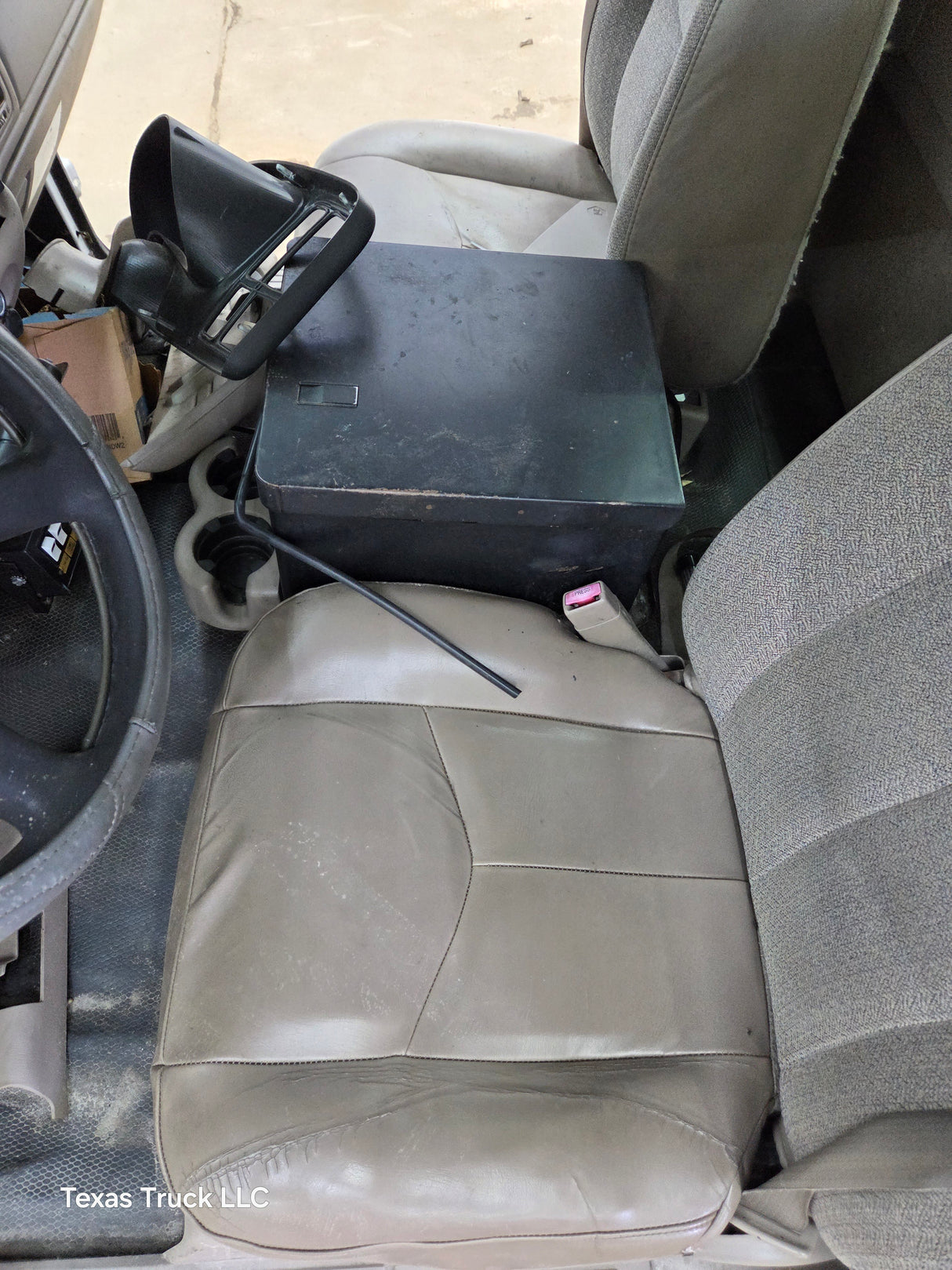1999-2007 Chevrolet Silverado / GMC Sierra 1500 2500 HD 3500HD Regular Cab Body