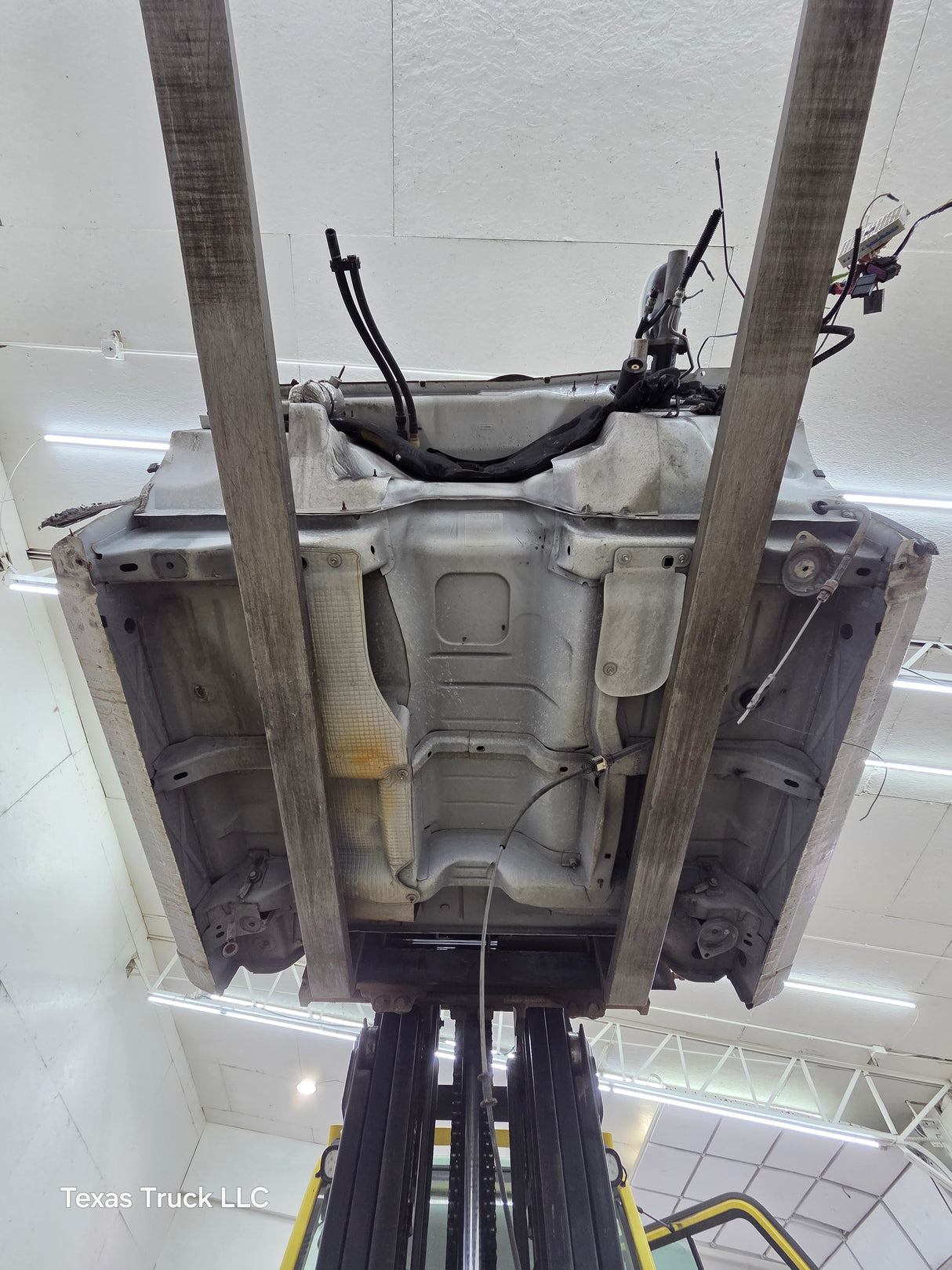1999-2007 Chevrolet Silverado / GMC Sierra 1500 2500 HD 3500HD Regular Cab Body