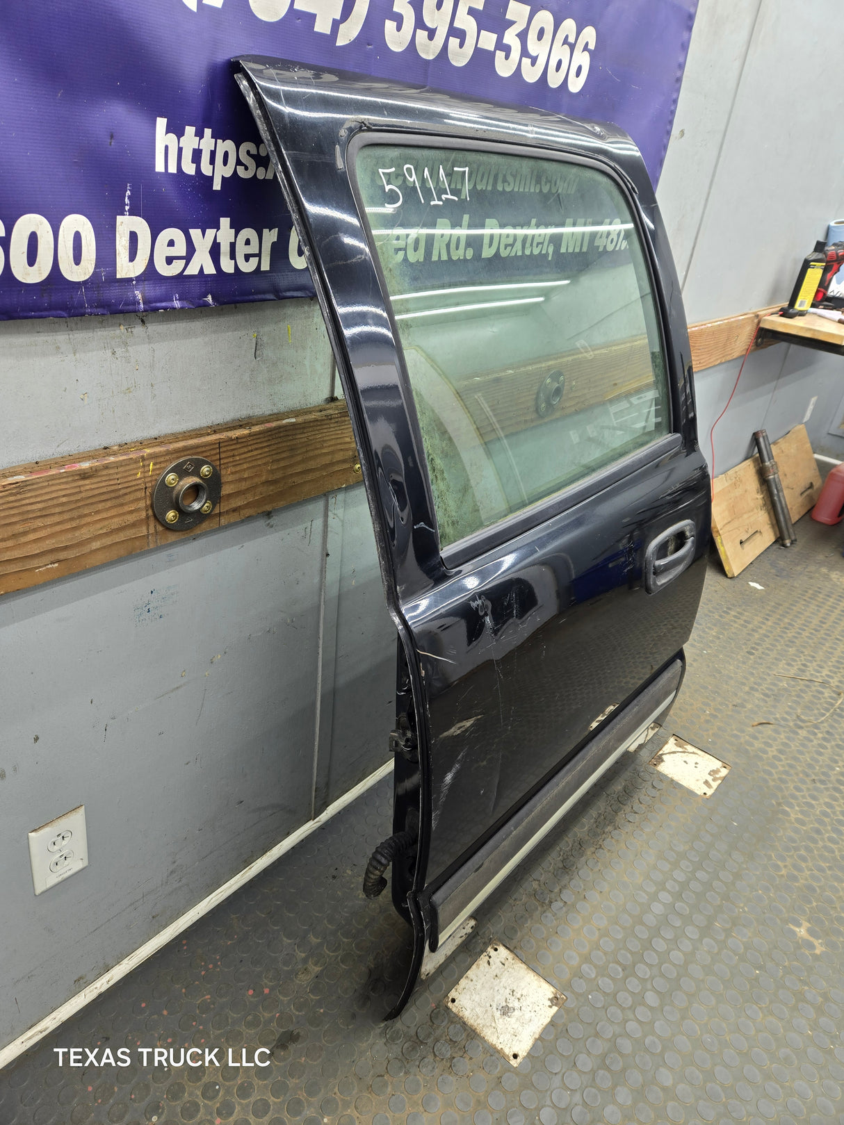 1999-2007 Chevrolet Silverado / GMC Sierra 1500 2500 3500 HD Rear Driver side LH Crew Cab rear door