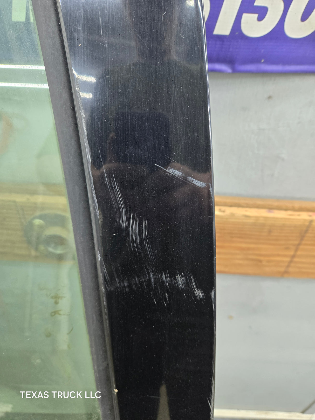 1999-2007 Chevrolet Silverado / GMC Sierra 1500 2500 3500 HD Rear Driver side LH Crew Cab rear door