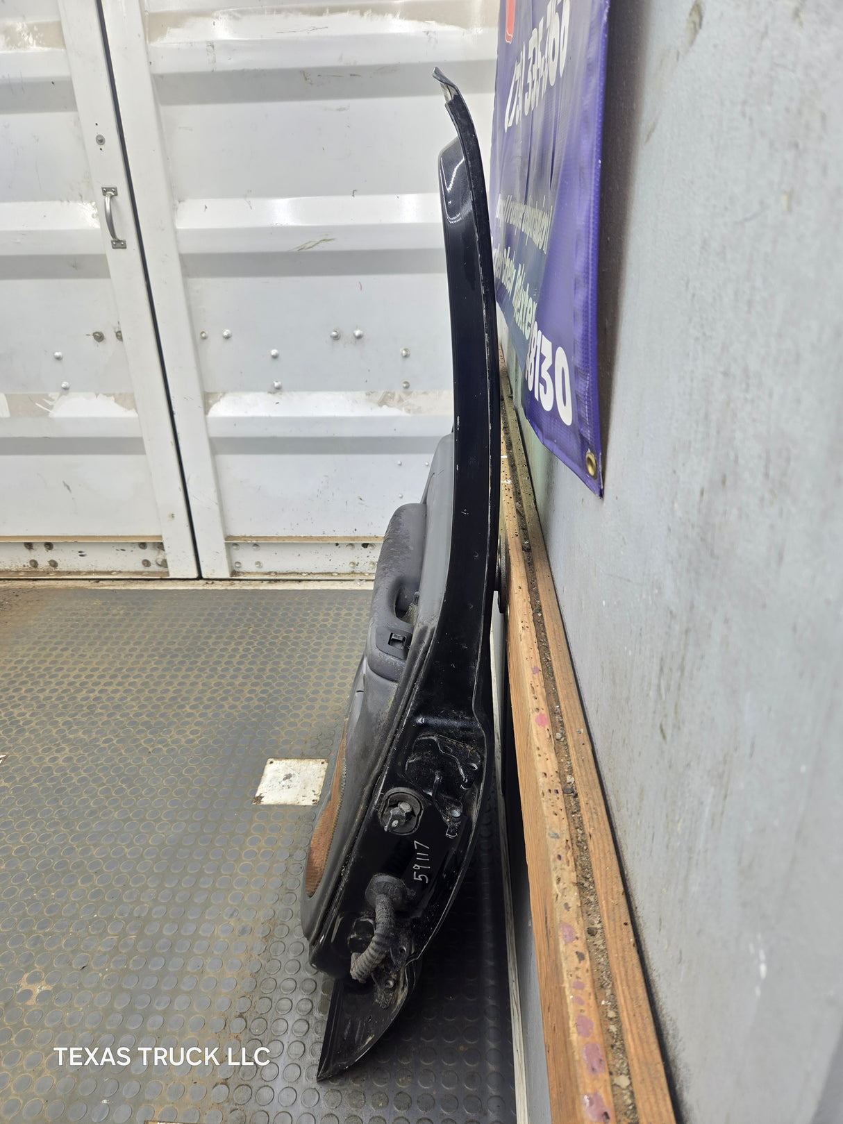 1999-2007 Chevrolet Silverado / GMC Sierra 1500 2500 3500 HD Rear Driver side LH Crew Cab rear door