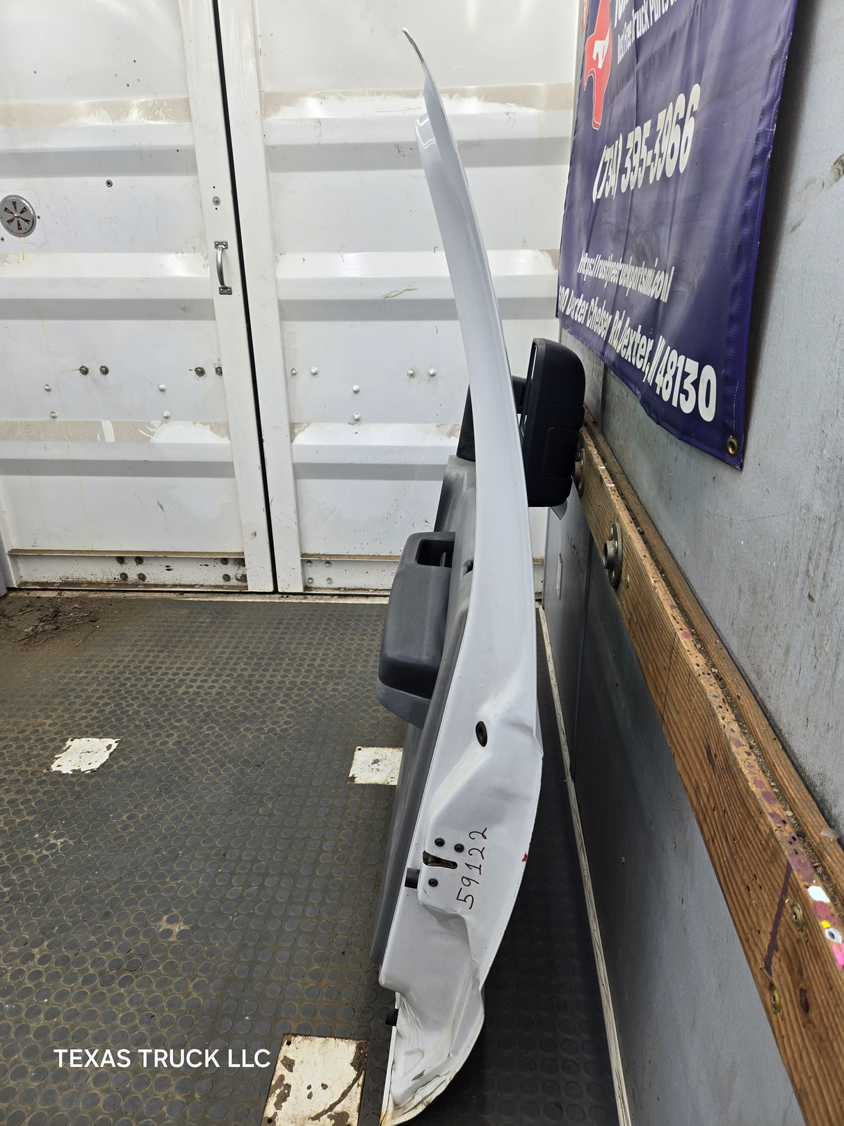2012-2016 Ford Super Duty Passenger Side Front Door RH F250 F350 F450 F550 - Oxford White