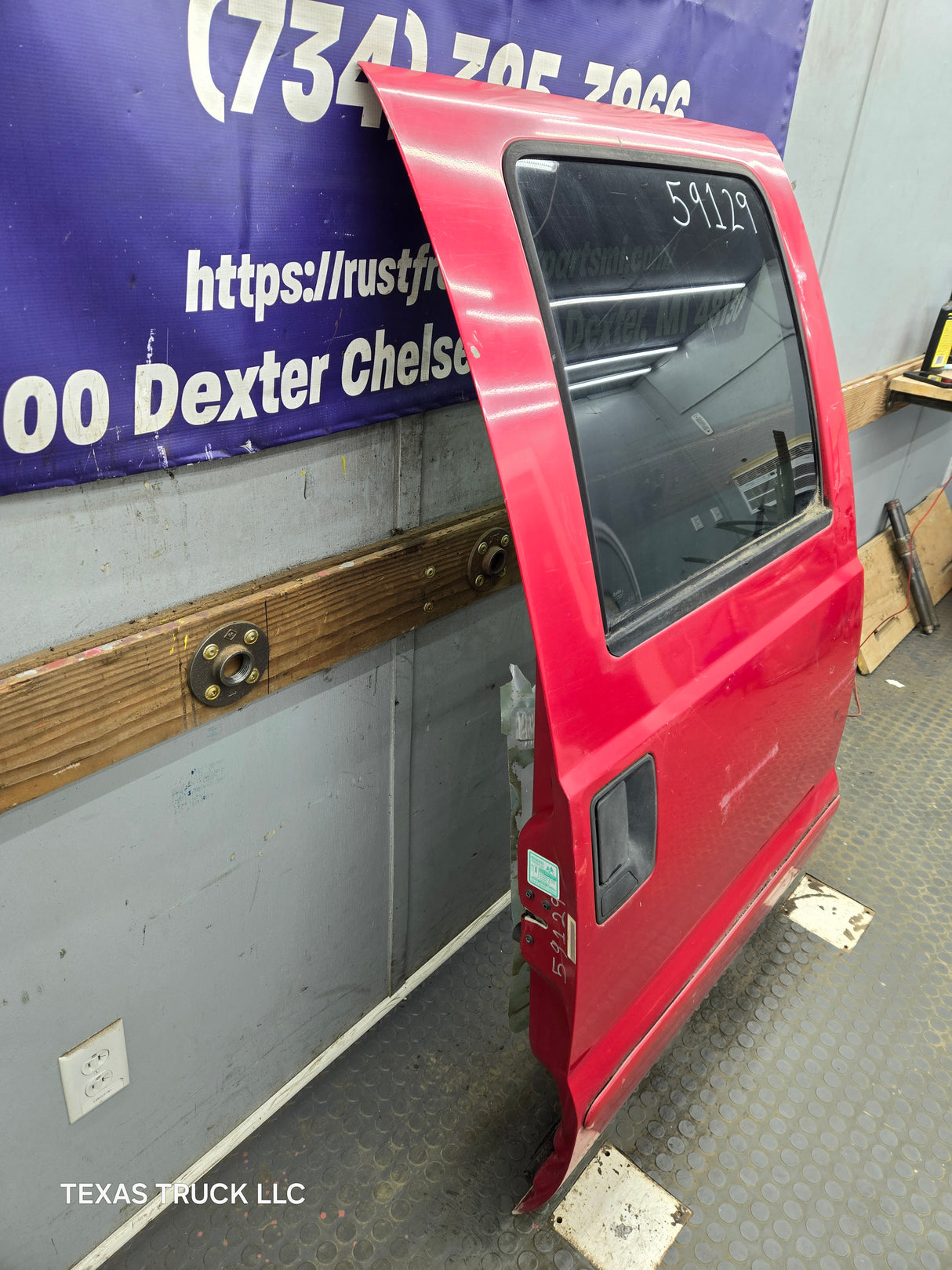 1999-2011 Ford Super Duty F250 F350 F450 F550 RH Crew Cab Passenger Side Rear Door