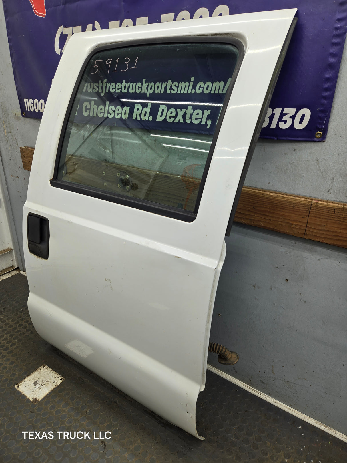 1999-2011 Ford Super Duty F250 F350 F450 F550 RH Crew Cab Passenger Side Rear Door