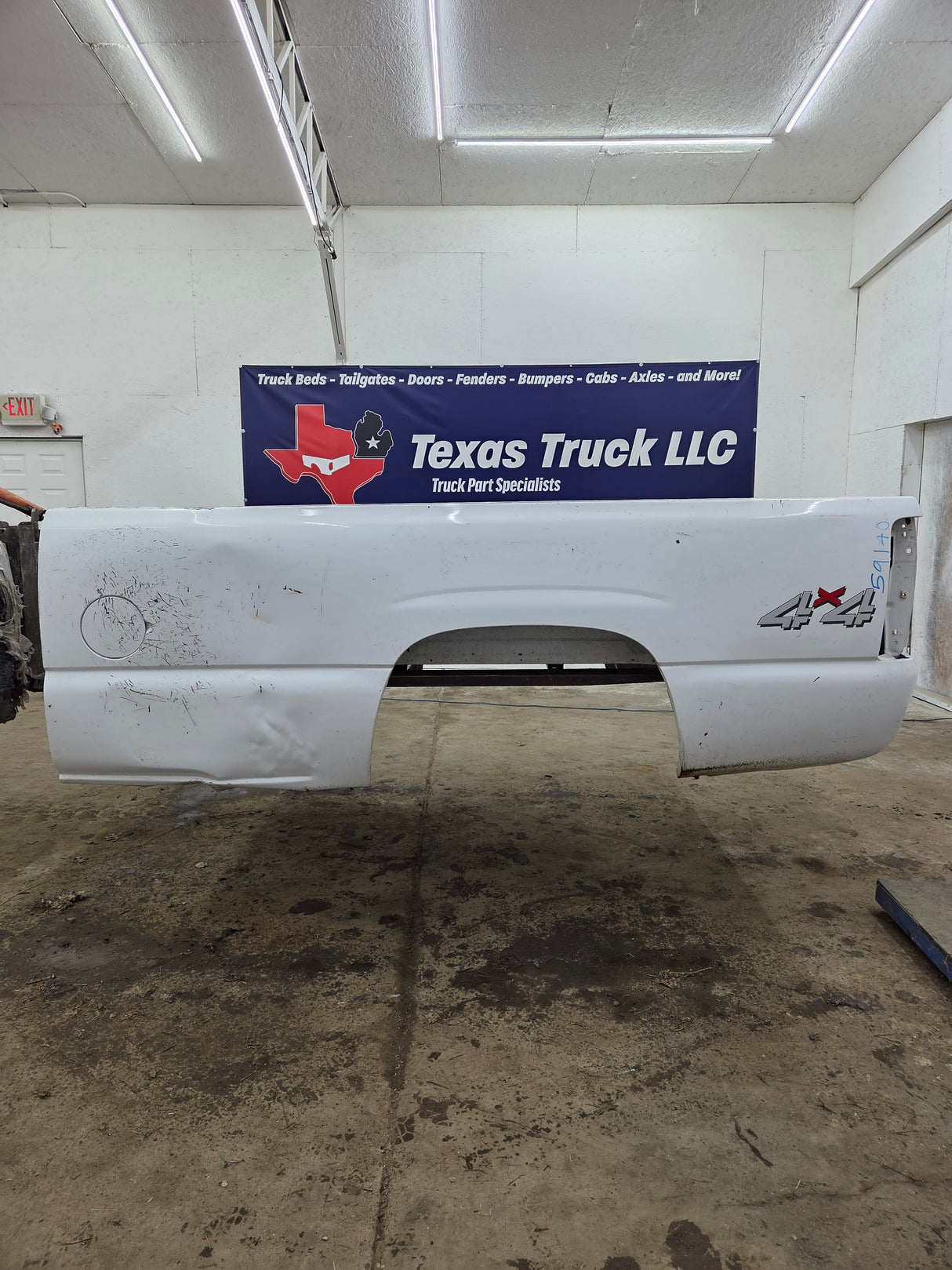 1999-2007 Chevrolet Silverado / GMC Sierra 1500 2500 3500 HD 8' Long Bed Truck Bed