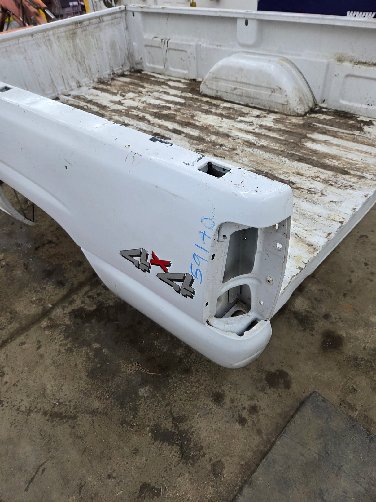1999-2007 Chevrolet Silverado / GMC Sierra 1500 2500 3500 HD 8' Long Bed Truck Bed