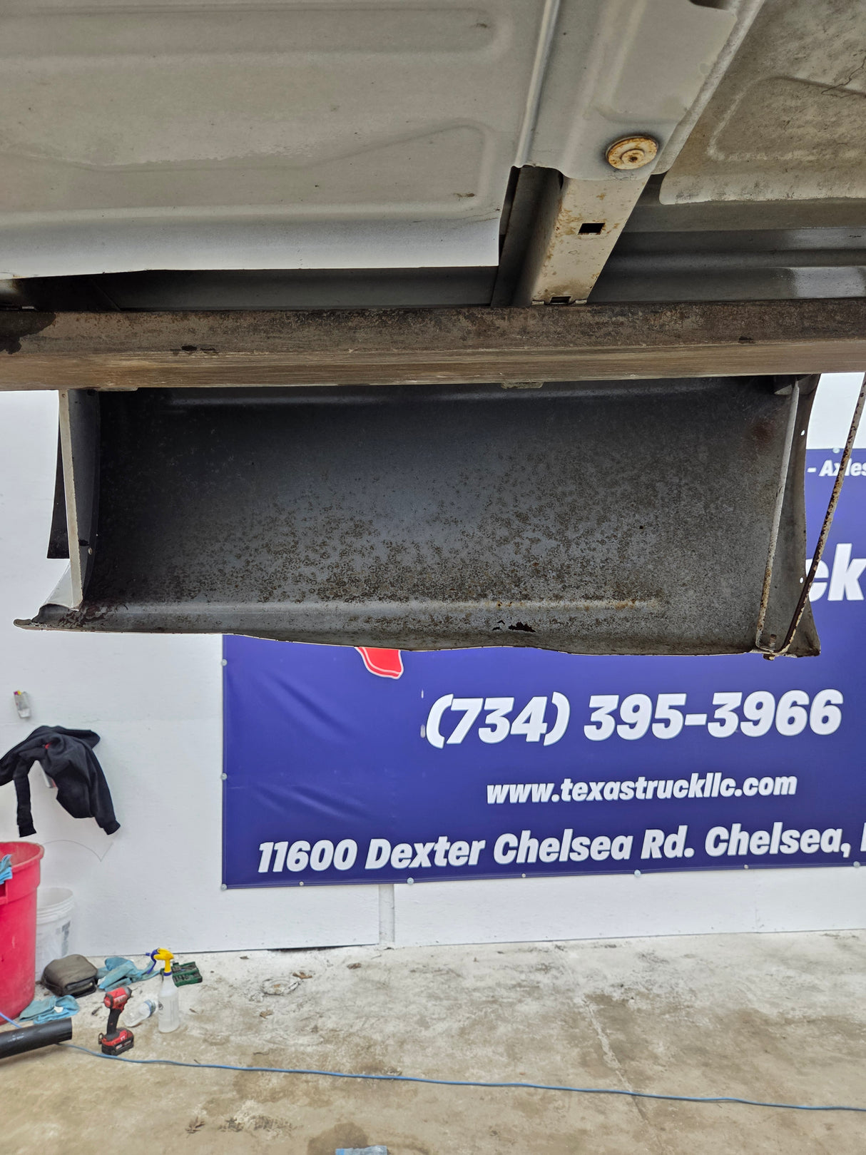 1999-2007 Chevrolet Silverado / GMC Sierra 1500 2500 3500 HD 8' Long Bed Truck Bed