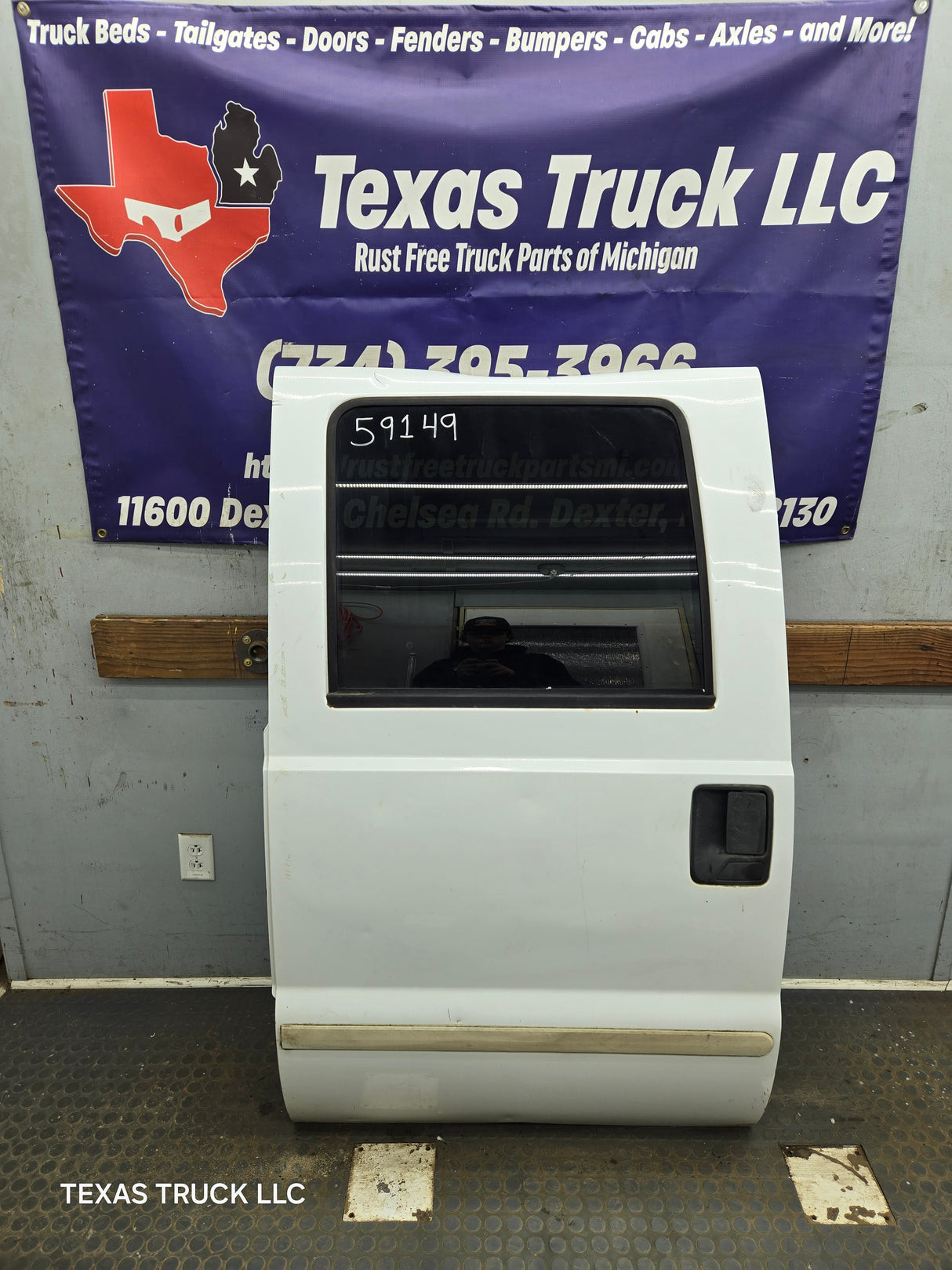 1999-2011 Ford Super Duty LH Driver Side Rear Crew Cab Door F250 F350 F450 F550