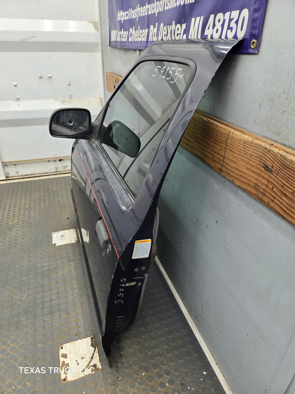 2003-2005 Ford Ranger Driver Side Front Left Hand Door