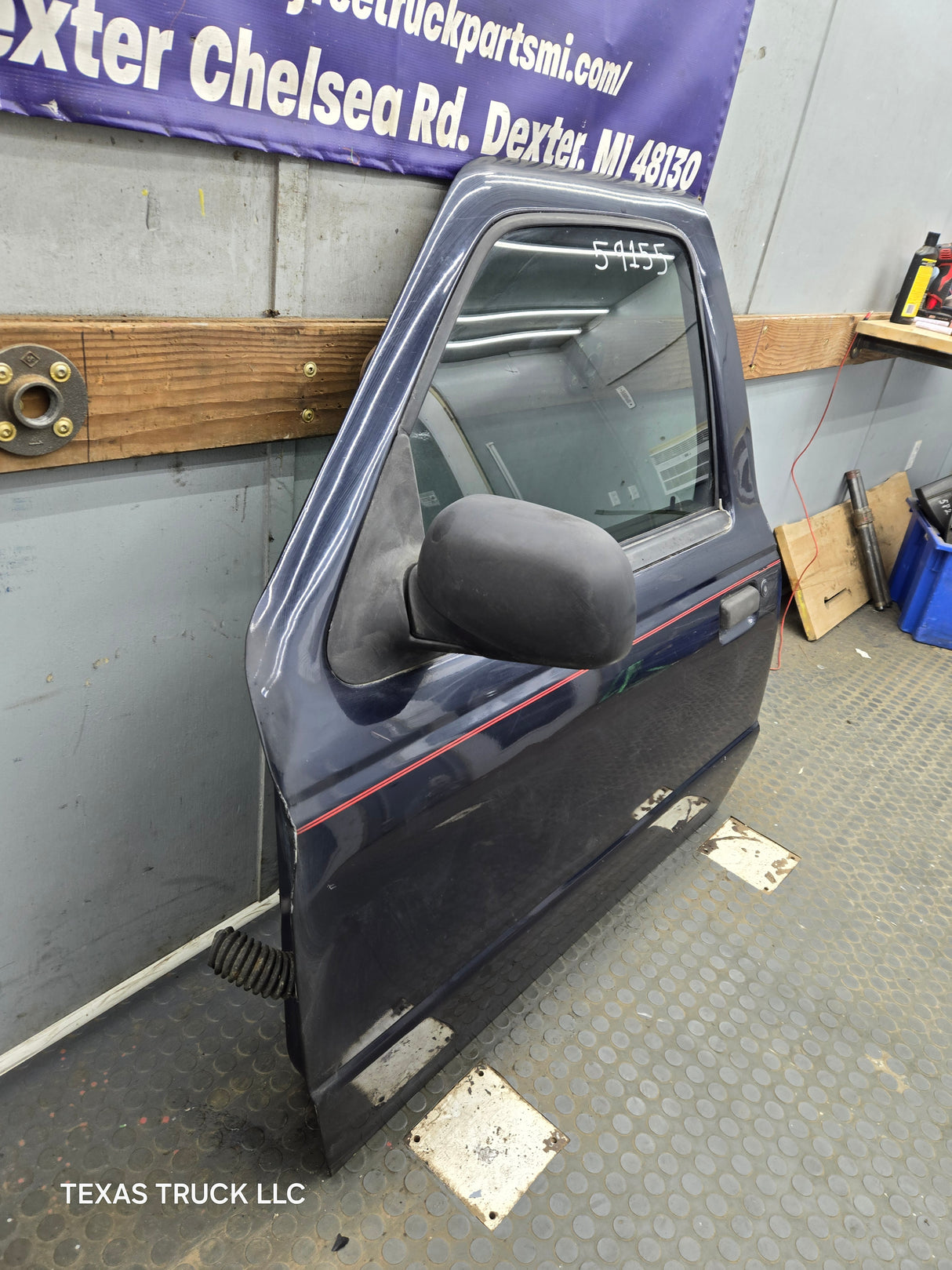 2003-2005 Ford Ranger Driver Side Front Left Hand Door