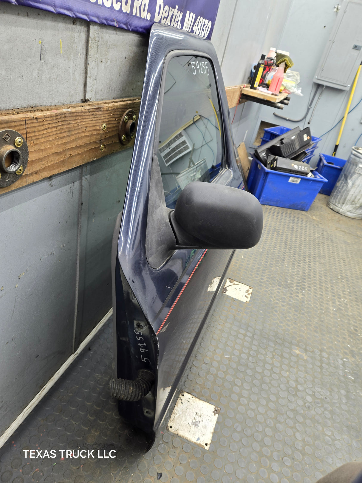 2003-2005 Ford Ranger Driver Side Front Left Hand Door