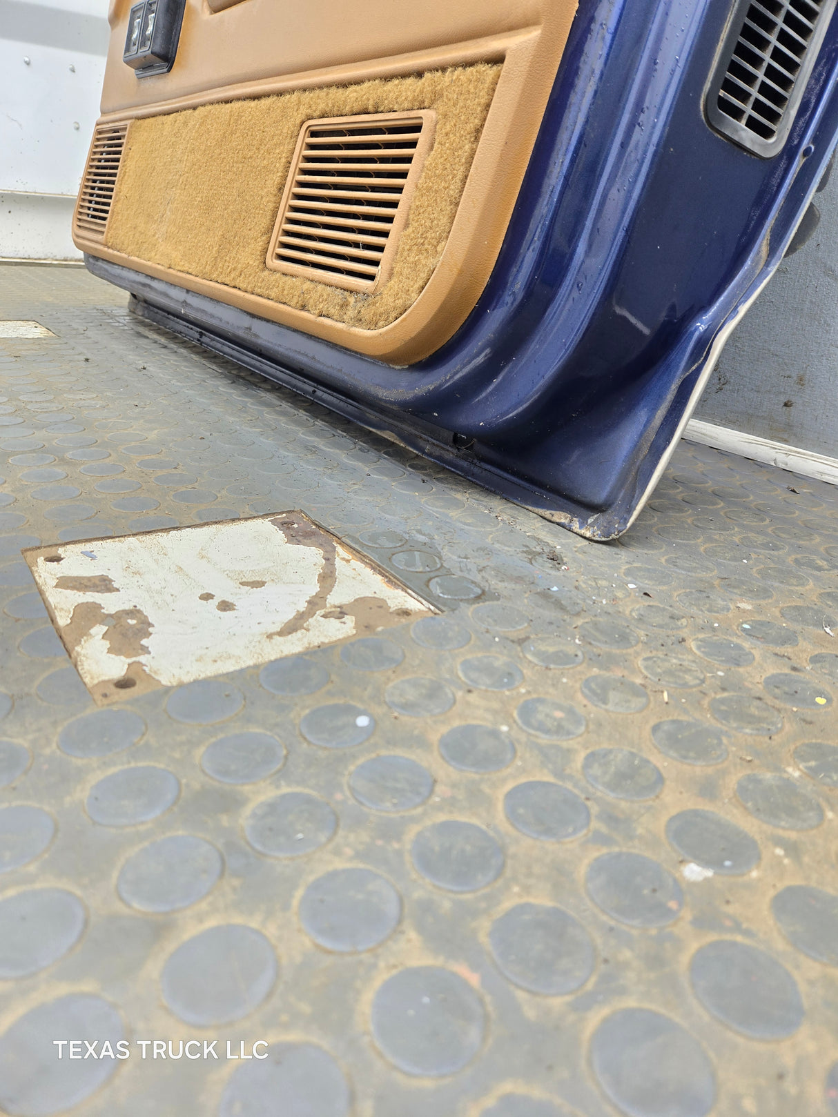 1992-1996 Dodge Dakota RH Passenger Side Front Door