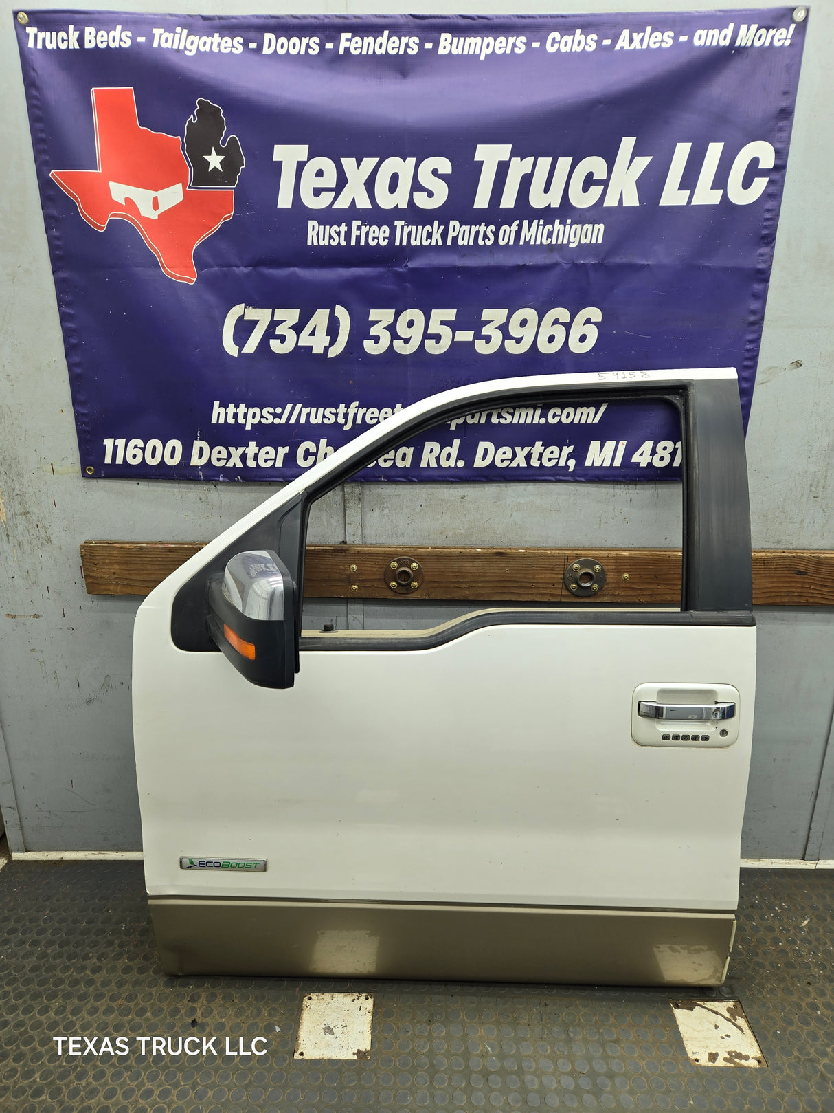 2009-2014 Ford F150 LH Driver Side Front Door