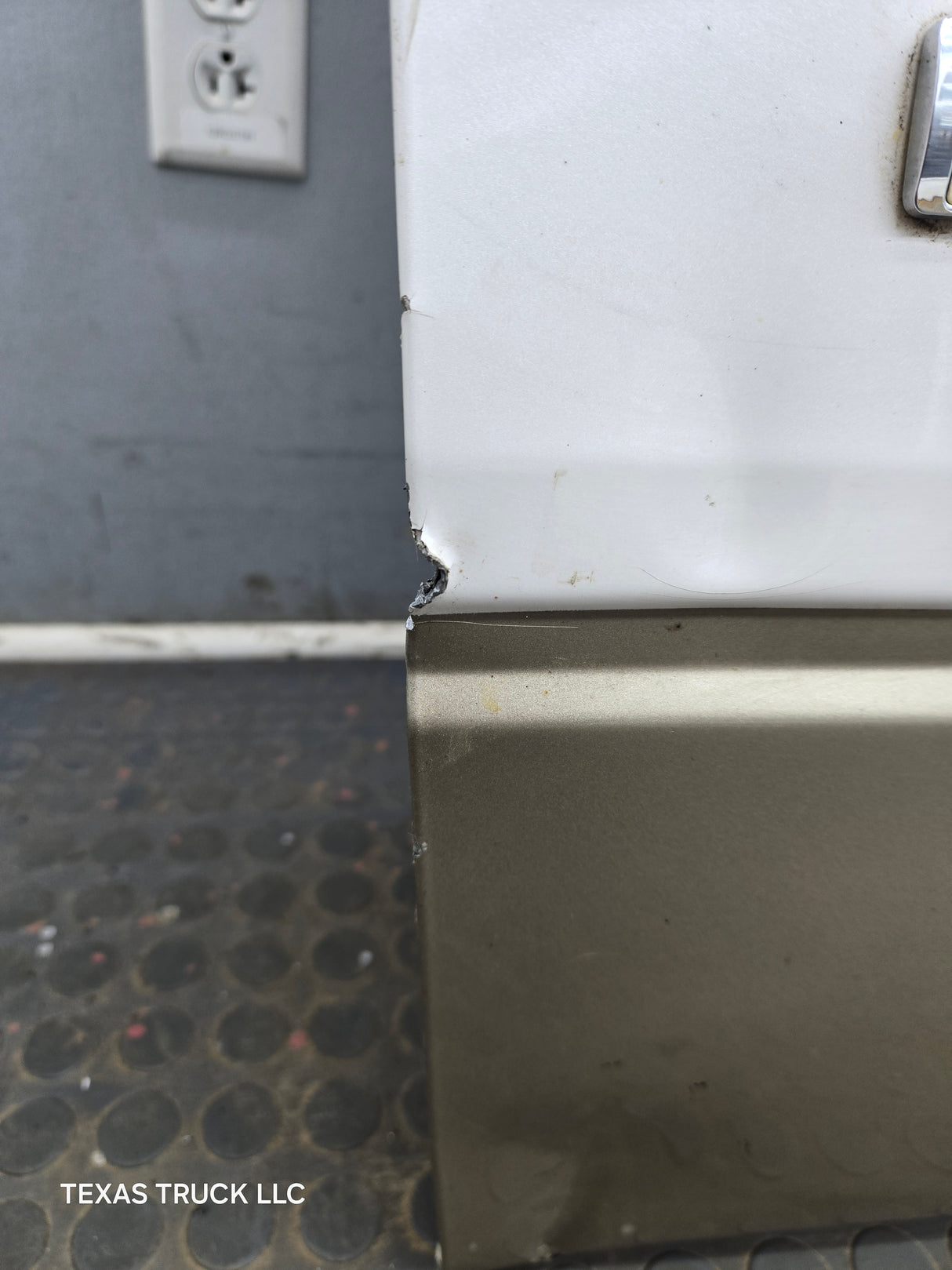 2009-2014 Ford F150 LH Driver Side Front Door