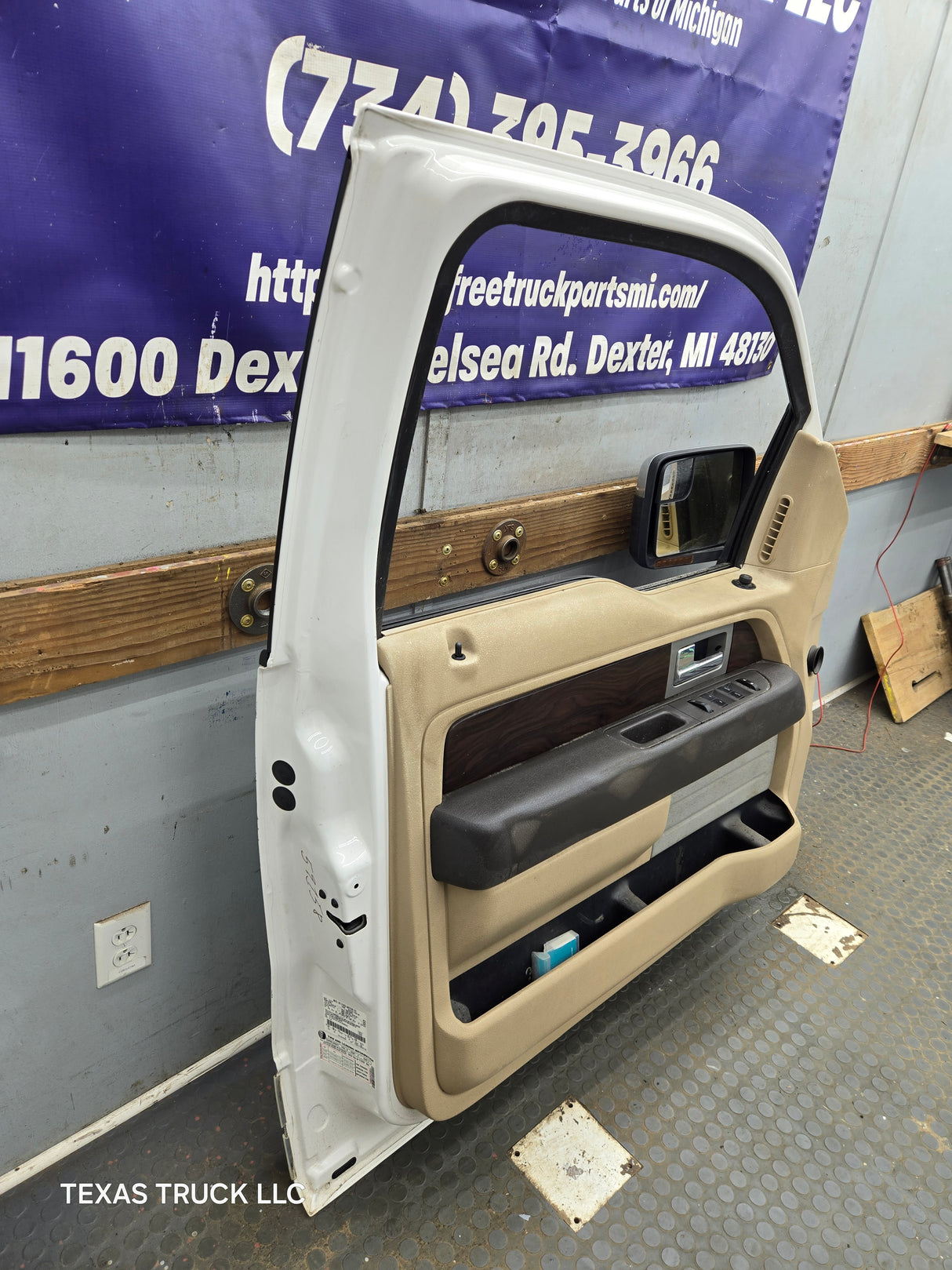 2009-2014 Ford F150 LH Driver Side Front Door