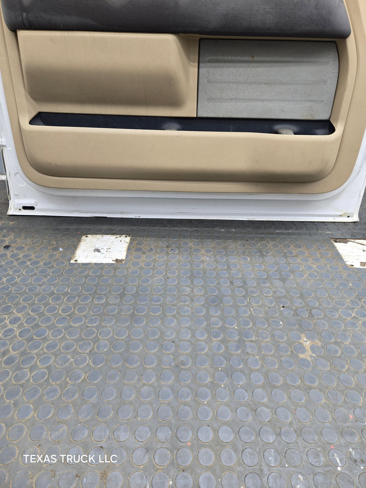 2009-2014 Ford F150 LH Driver Side Front Door