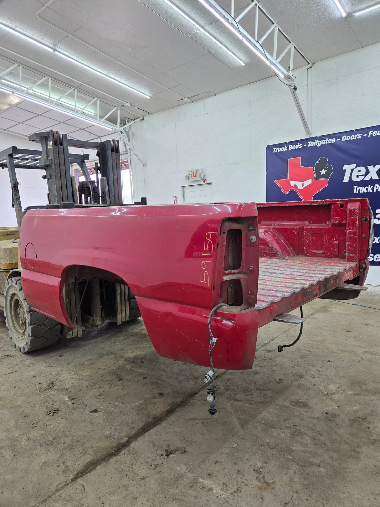 1999-2007 Chevrolet Silverado / GMC Sierra 1500 2500HD 3500HD 6' 6" Short Truck Bed