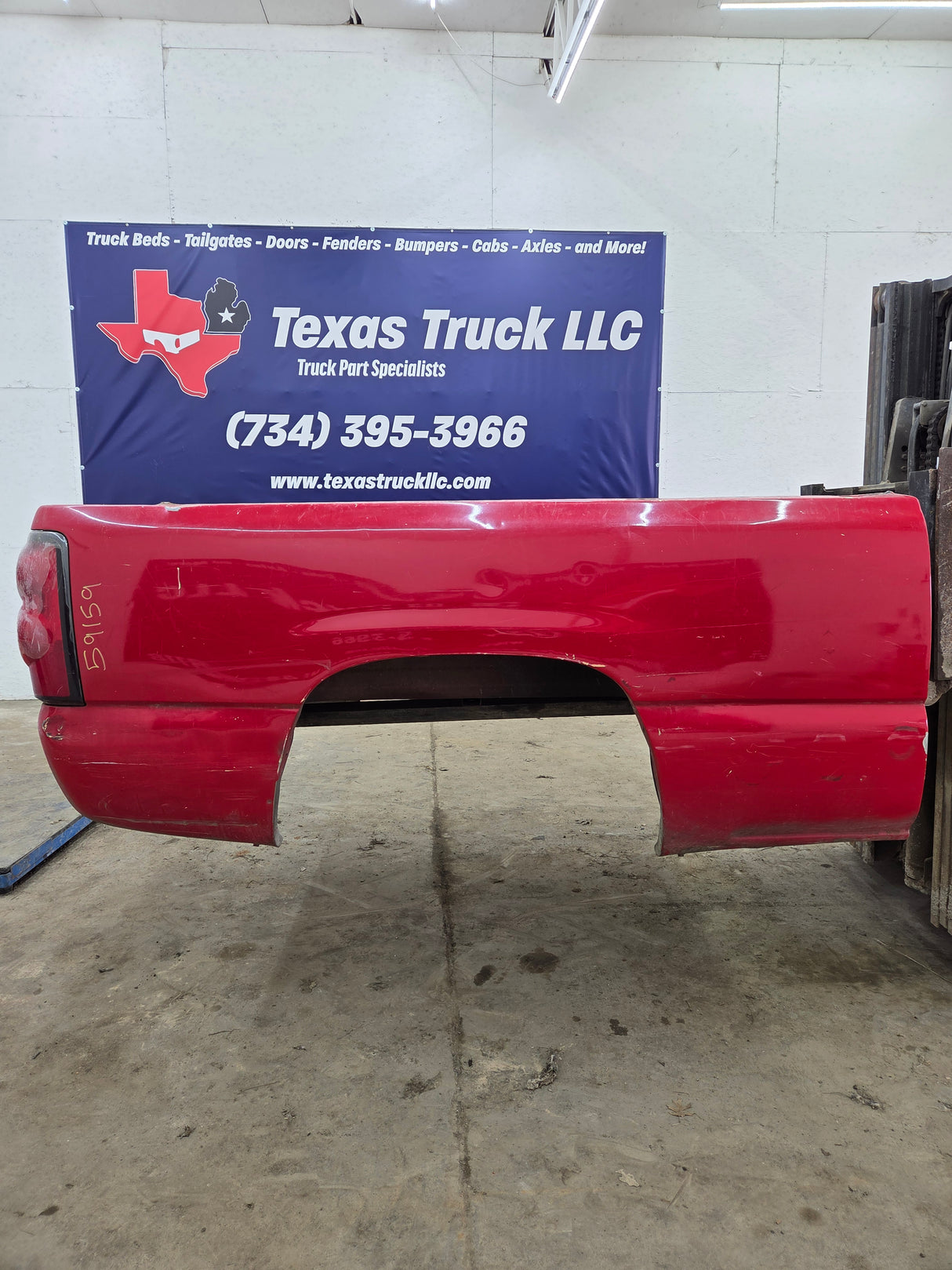 1999-2007 Chevrolet Silverado / GMC Sierra 1500 2500HD 3500HD 6' 6" Short Truck Bed