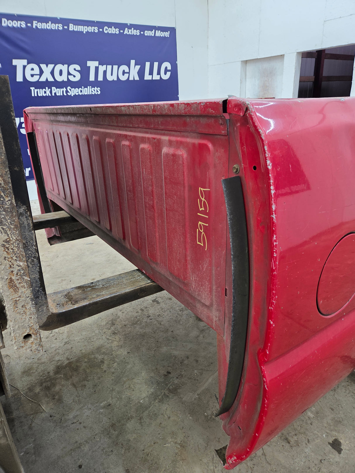 1999-2007 Chevrolet Silverado / GMC Sierra 1500 2500HD 3500HD 6' 6" Short Truck Bed