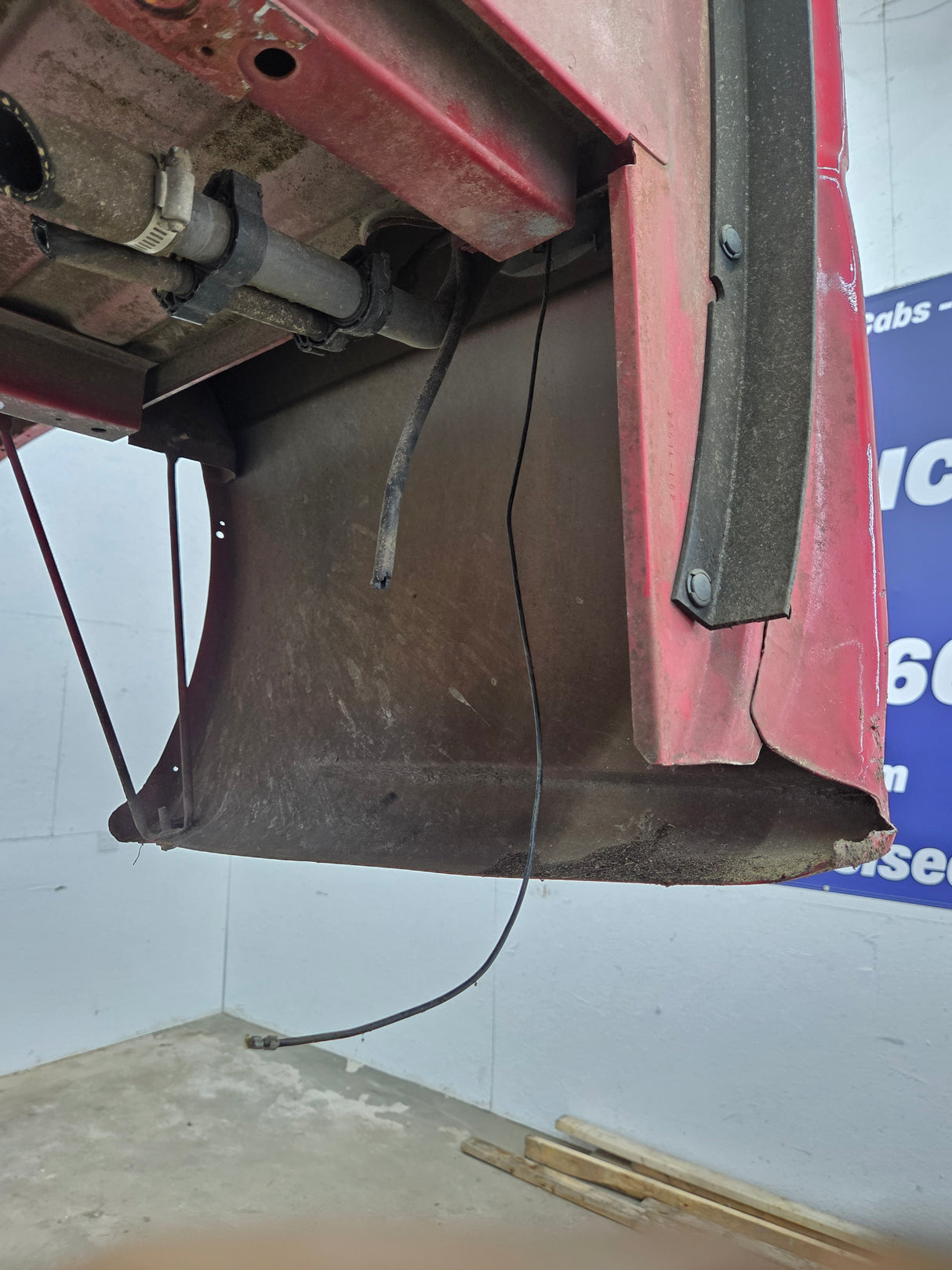 1999-2007 Chevrolet Silverado / GMC Sierra 1500 2500HD 3500HD 6' 6" Short Truck Bed