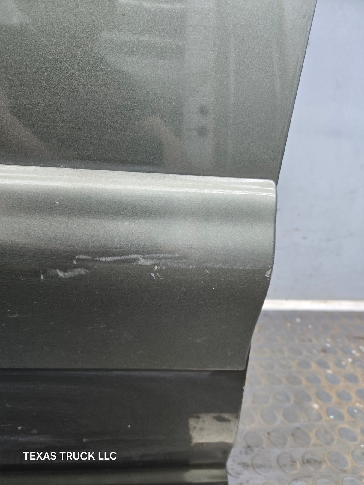 2001-2005 Ford Explorer Sport Trac LH Front Door