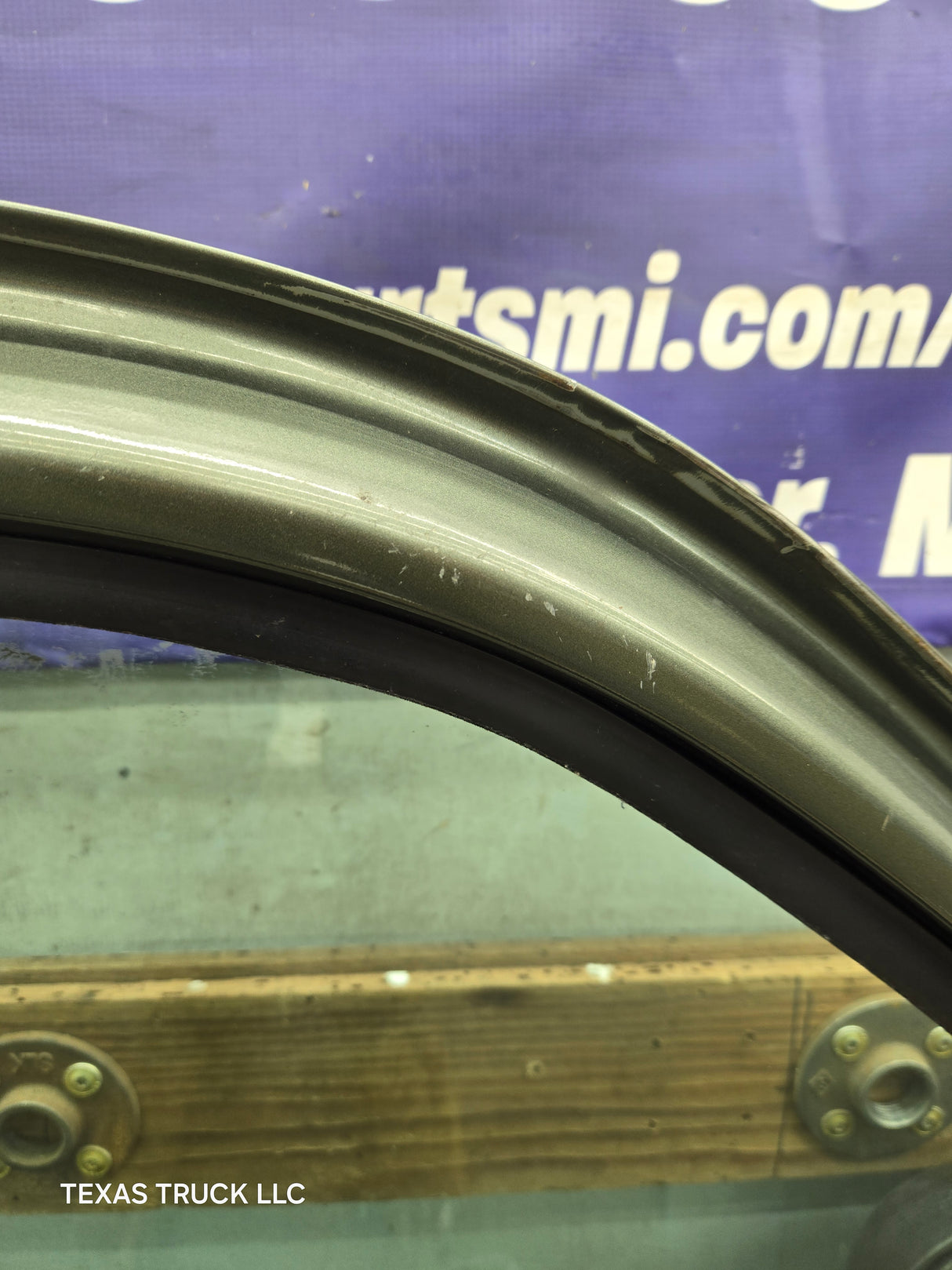 2001-2005 Ford Explorer Sport Trac LH Front Door