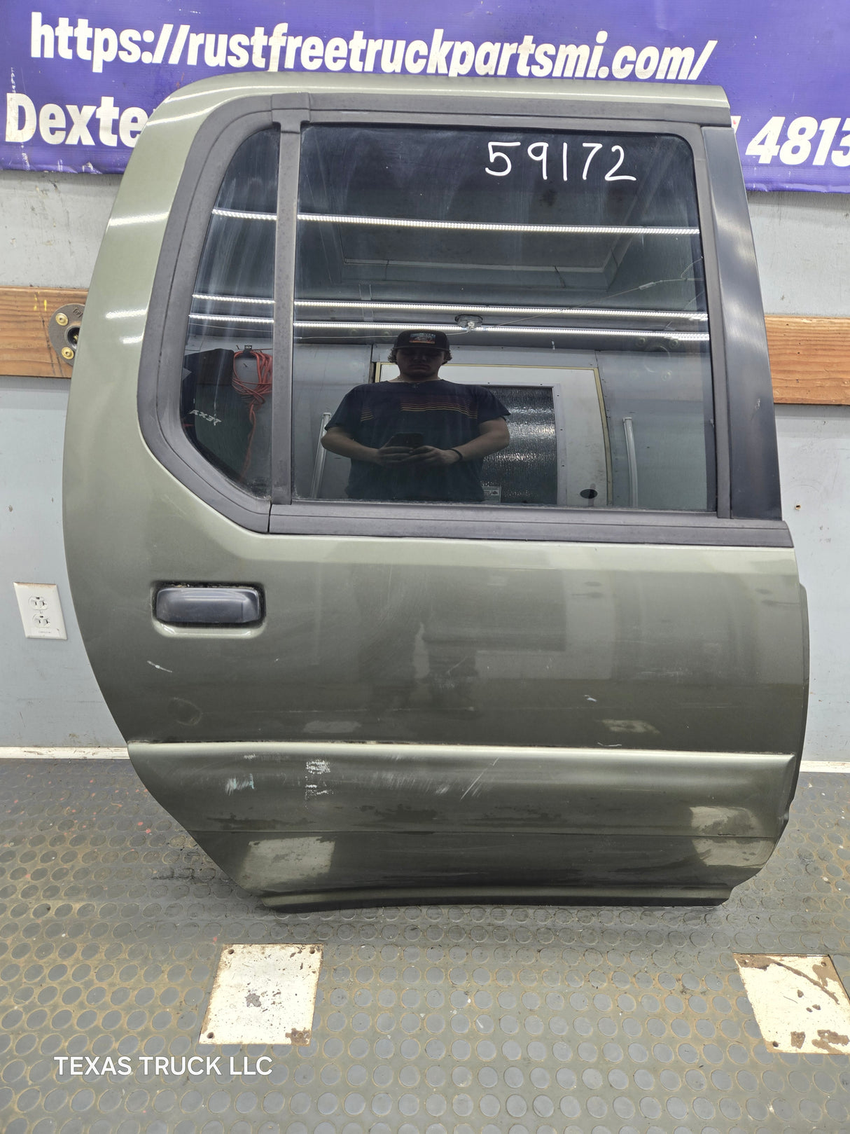 2001-2005 Ford Explorer Sport Trac RH Rear Door