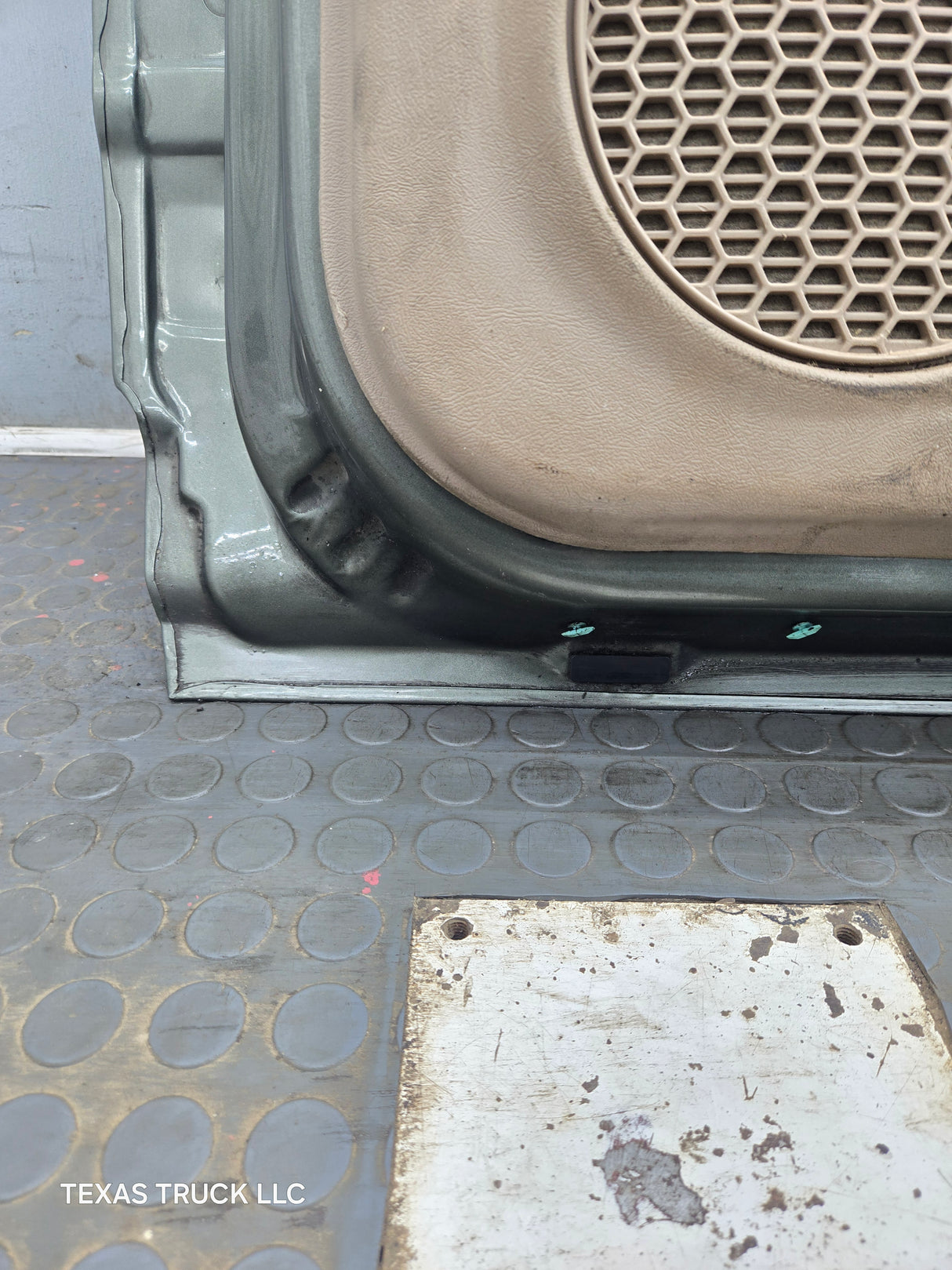 2001-2005 Ford Explorer Sport Trac RH Rear Door