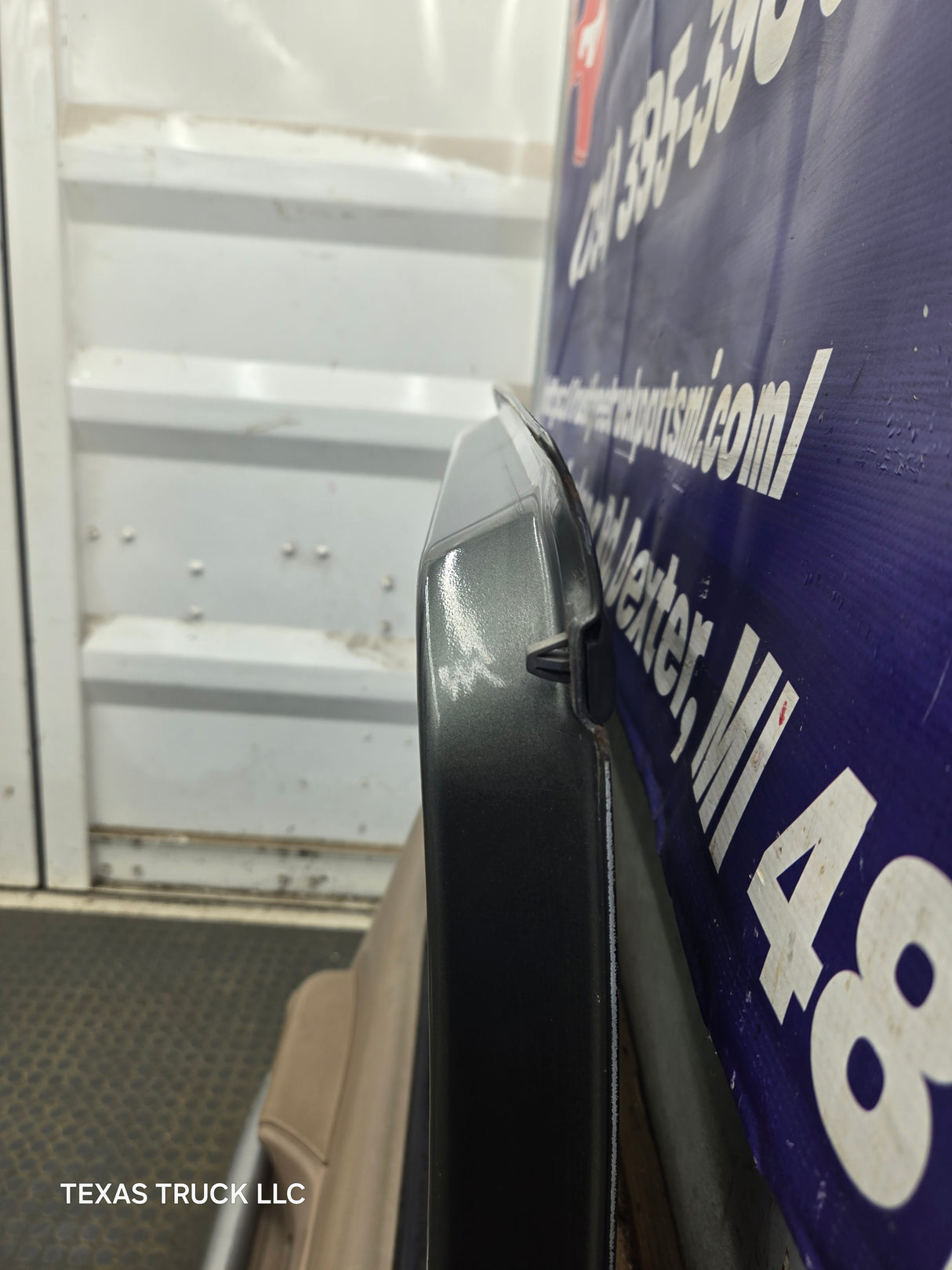 2001-2005 Ford Explorer Sport Trac LH Rear Door