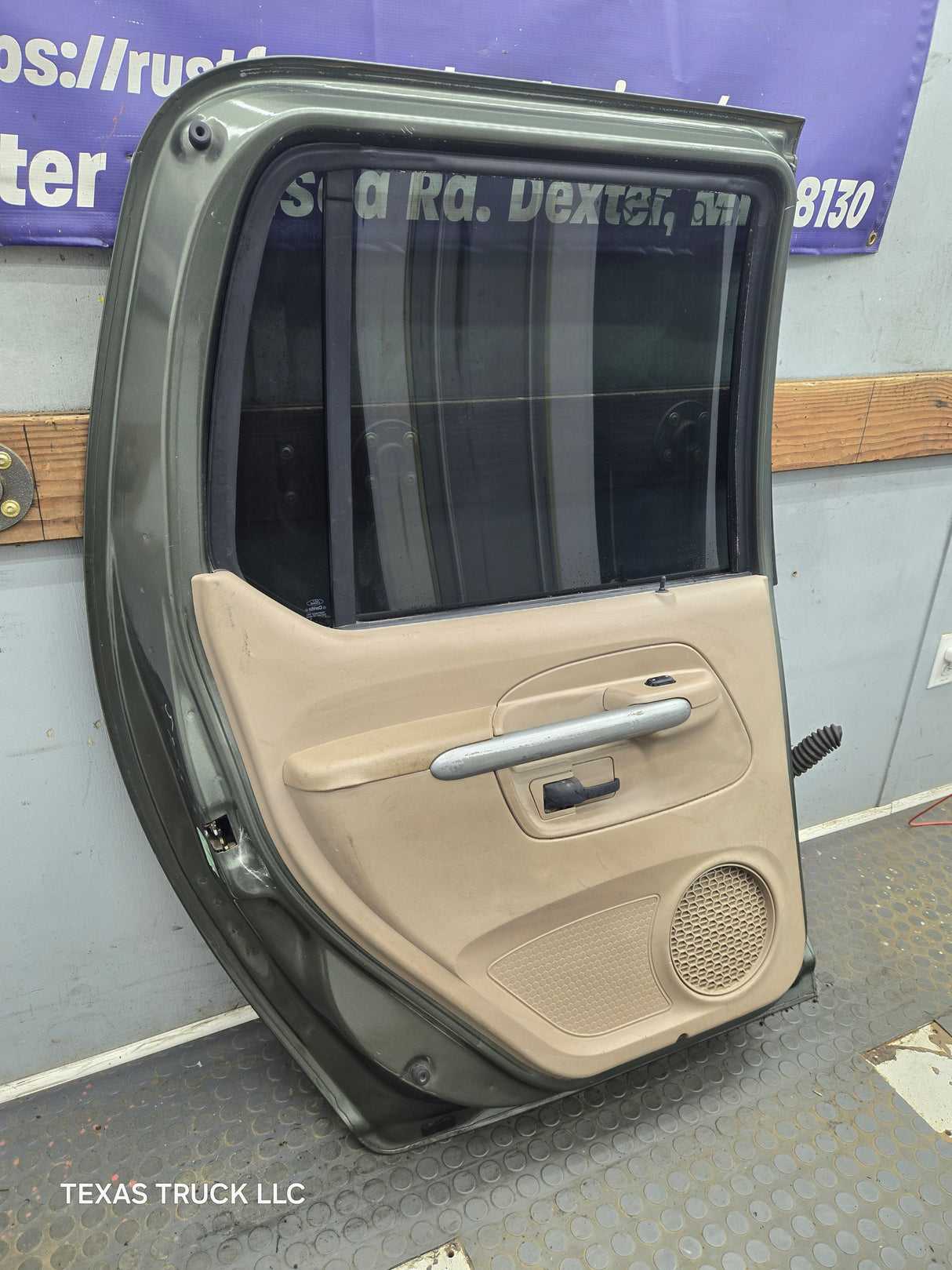 2001-2005 Ford Explorer Sport Trac LH Rear Door
