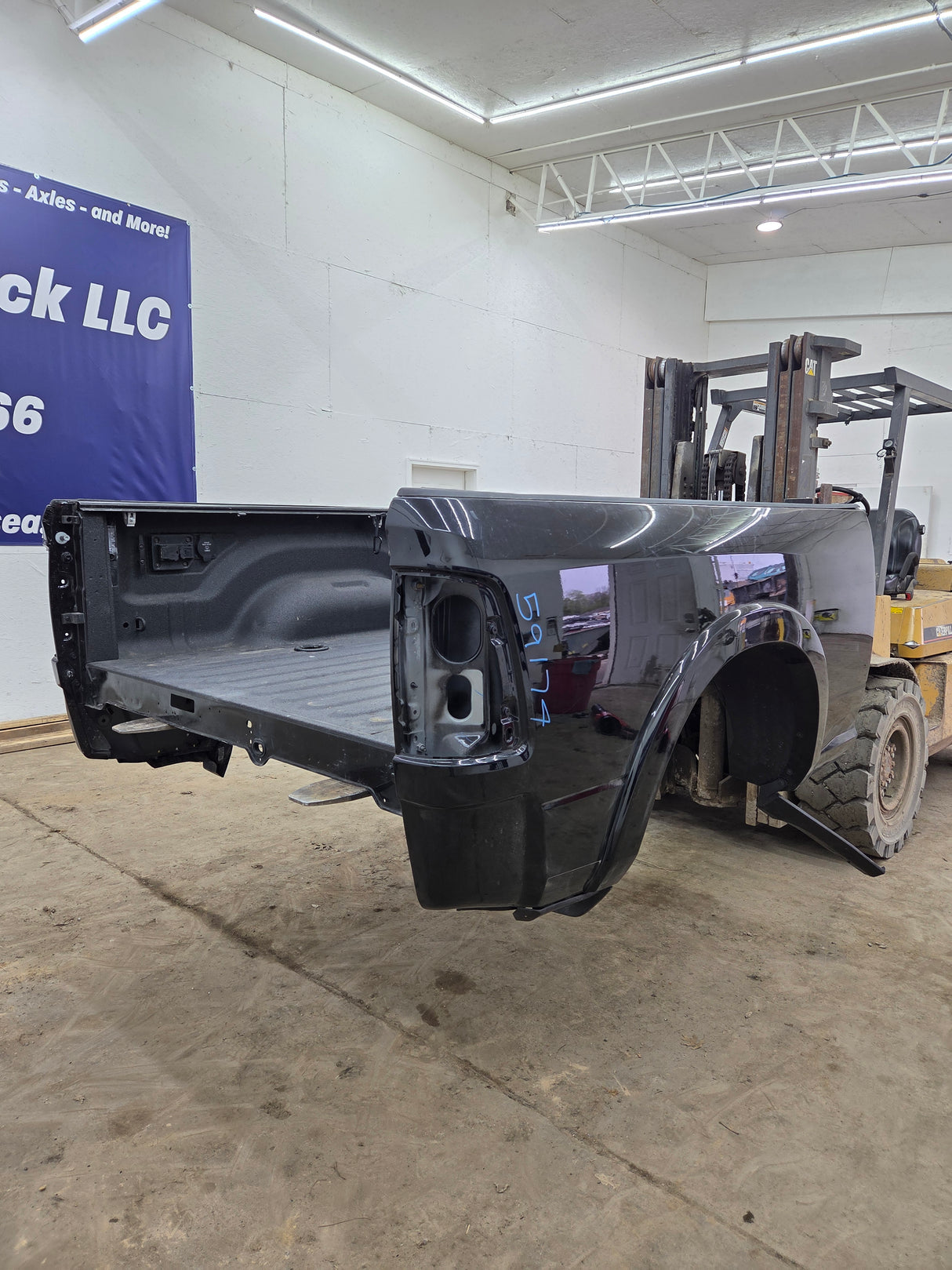 2019-2025 Dodge Ram 2500 3500 5th Gen 6' 4" Short Truck Bed