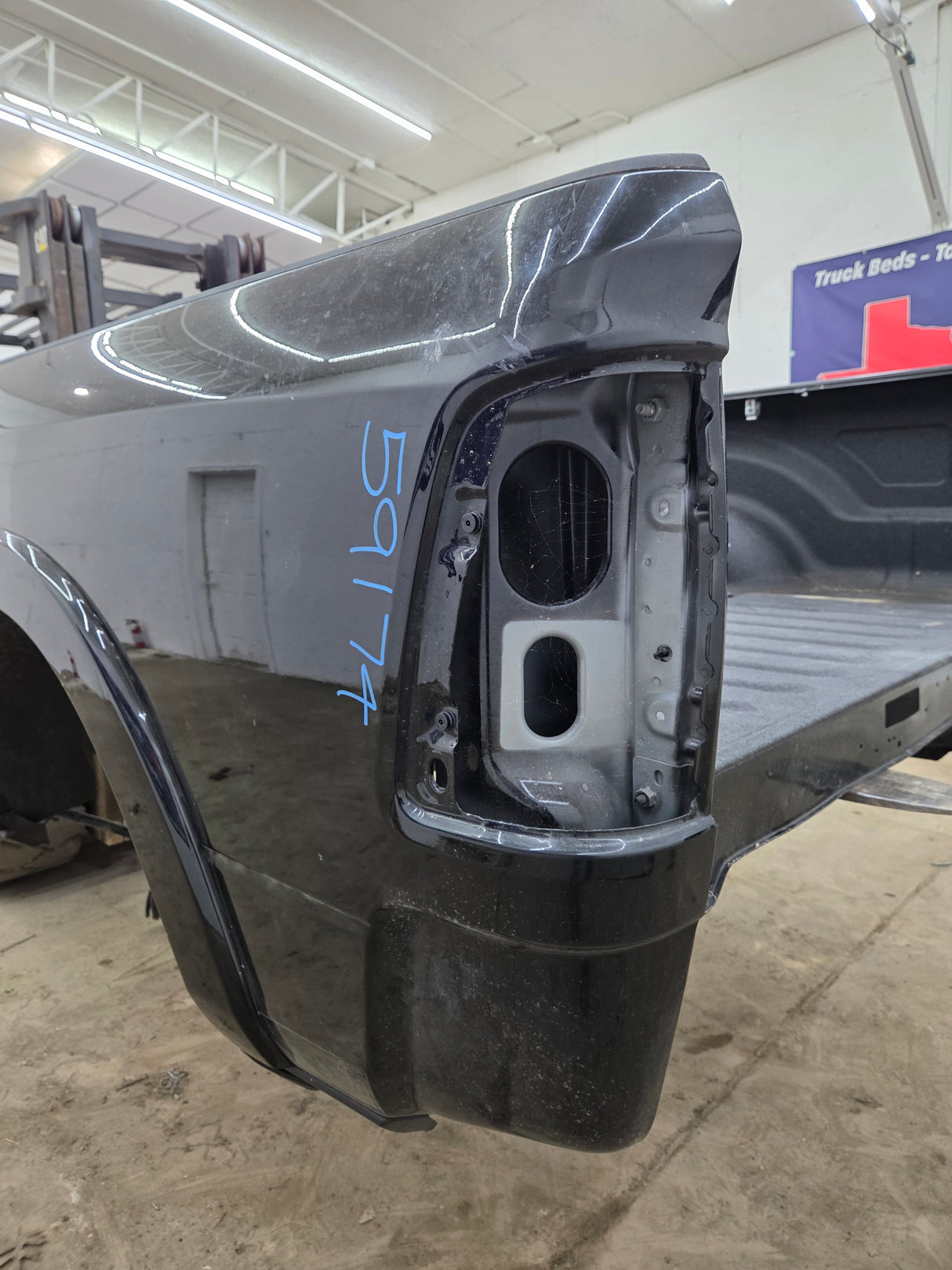 2019-2025 Dodge Ram 2500 3500 5th Gen 6' 4" Short Truck Bed