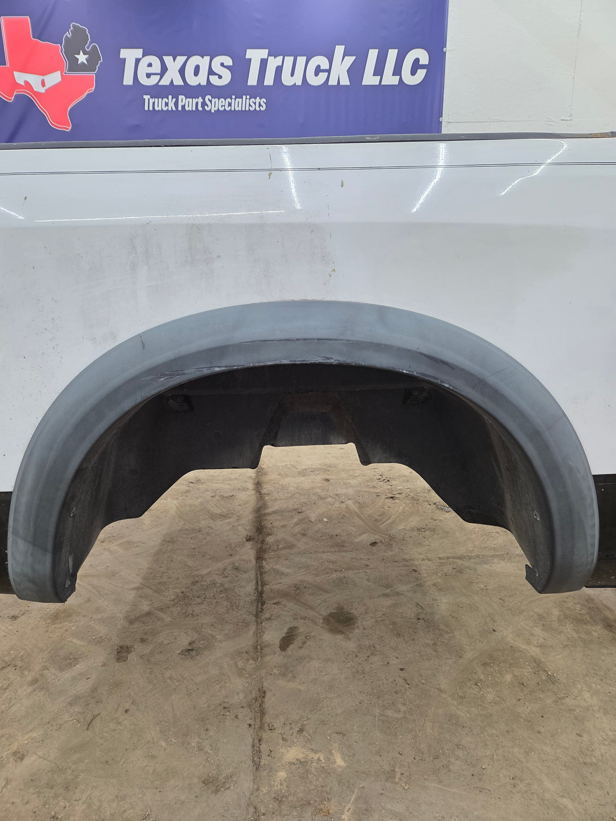 2009-2018 Dodge Ram 1500 4th gen 5' 7" Short Truck Bed