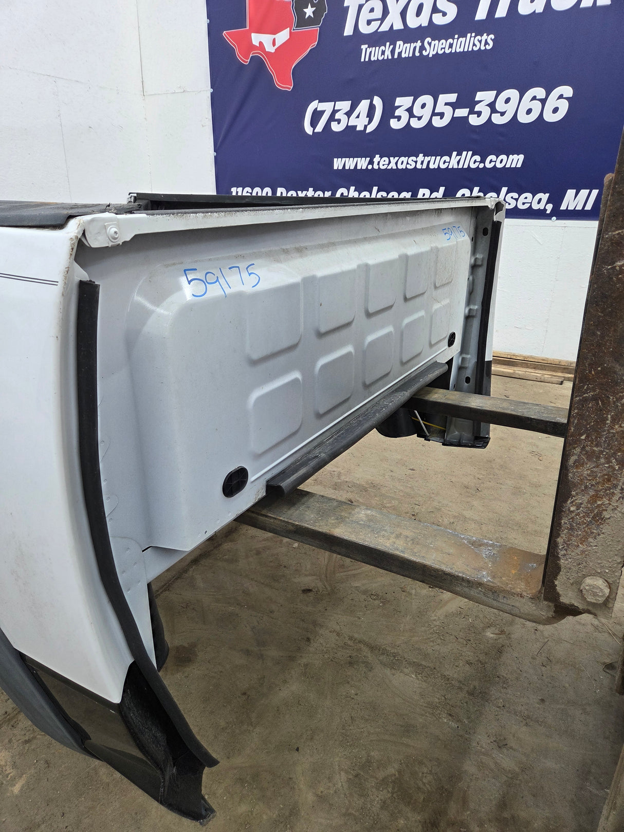 2009-2018 Dodge Ram 1500 4th gen 5' 7" Short Truck Bed
