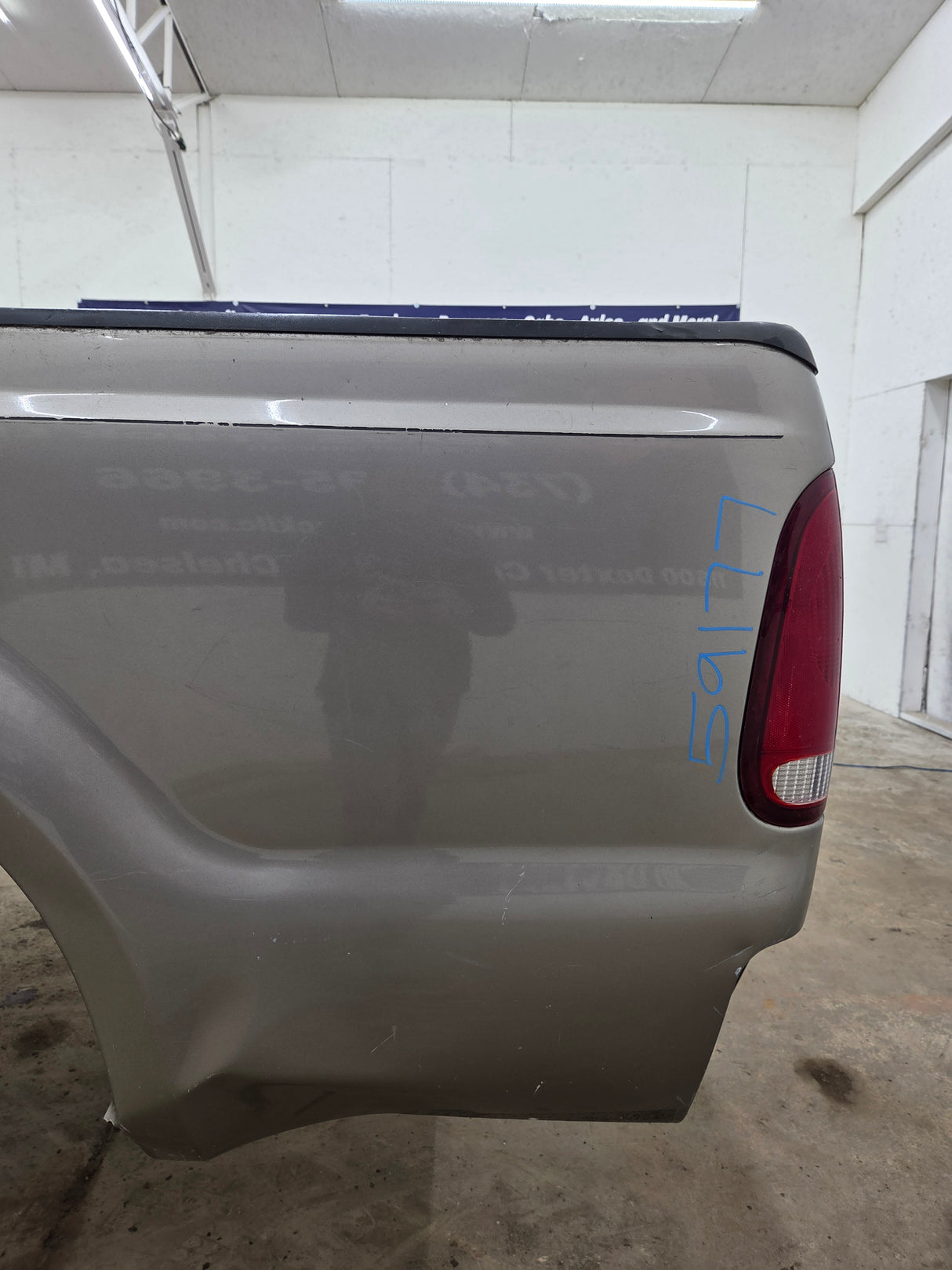 1999-2010 Ford Super Duty F250 F350 6' 9" Short Truck Bed