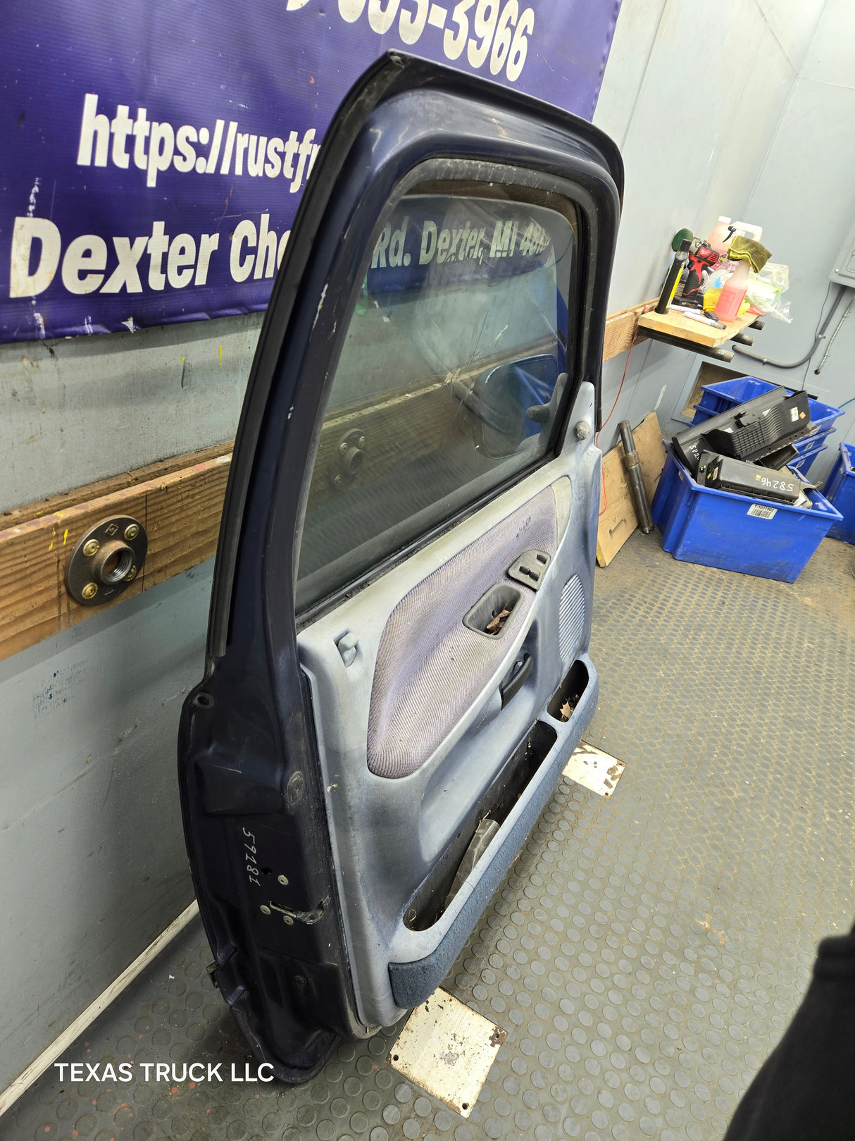 1994-2002 Dodge Ram 2nd Gen LH Driver Side Front Door Regular Cab / 2 Door Ext Cab 1500 2500 3500 ROUND CORNER