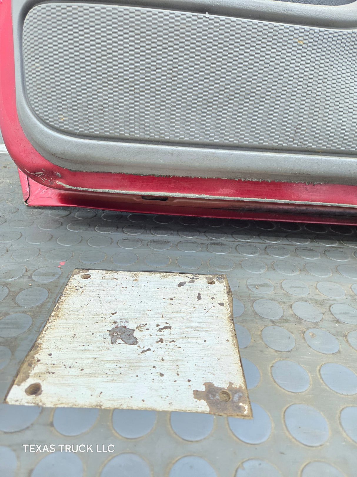 2003-2005 Ford Ranger Passenger Side Front Right Hand Door
