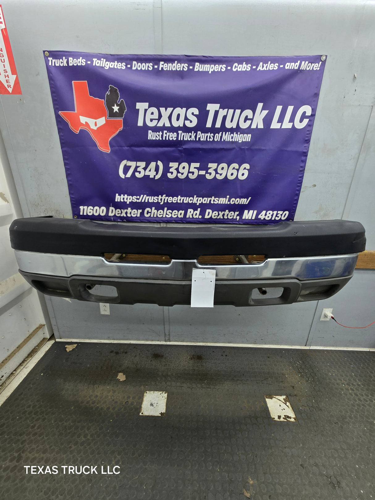 2003-2007 Chevrolet Silverado 2500HD 3500HD 'Cateye' Front Bumper