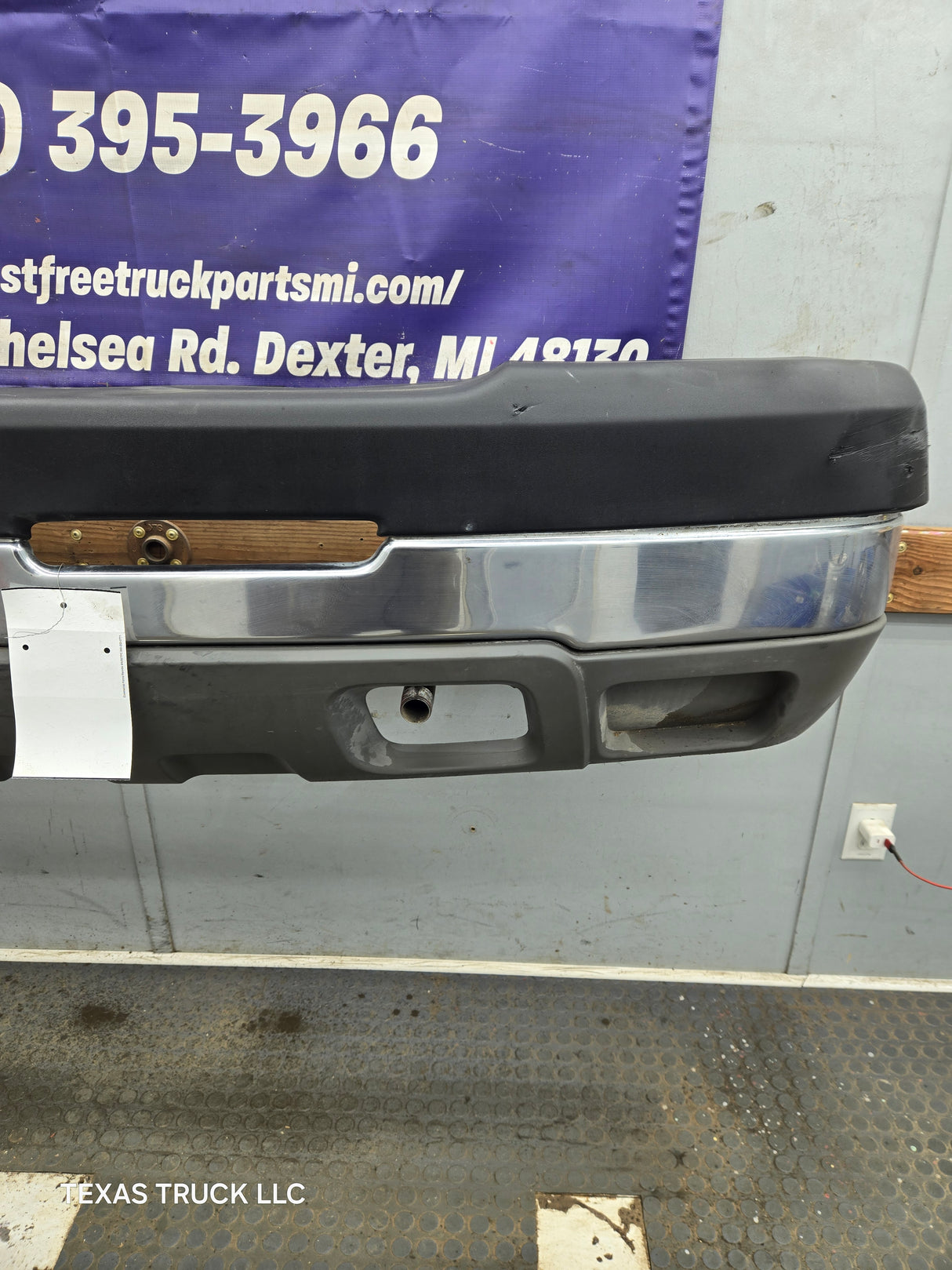 2003-2007 Chevrolet Silverado 2500HD 3500HD 'Cateye' Front Bumper