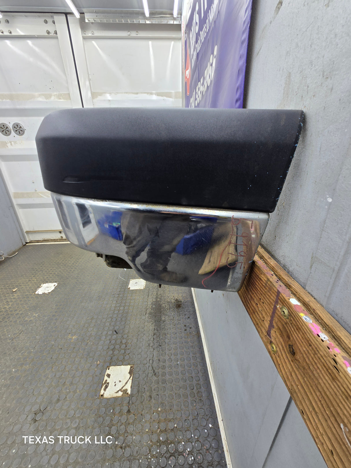 2003-2007 Chevrolet Silverado 2500HD 3500HD 'Cateye' Front Bumper