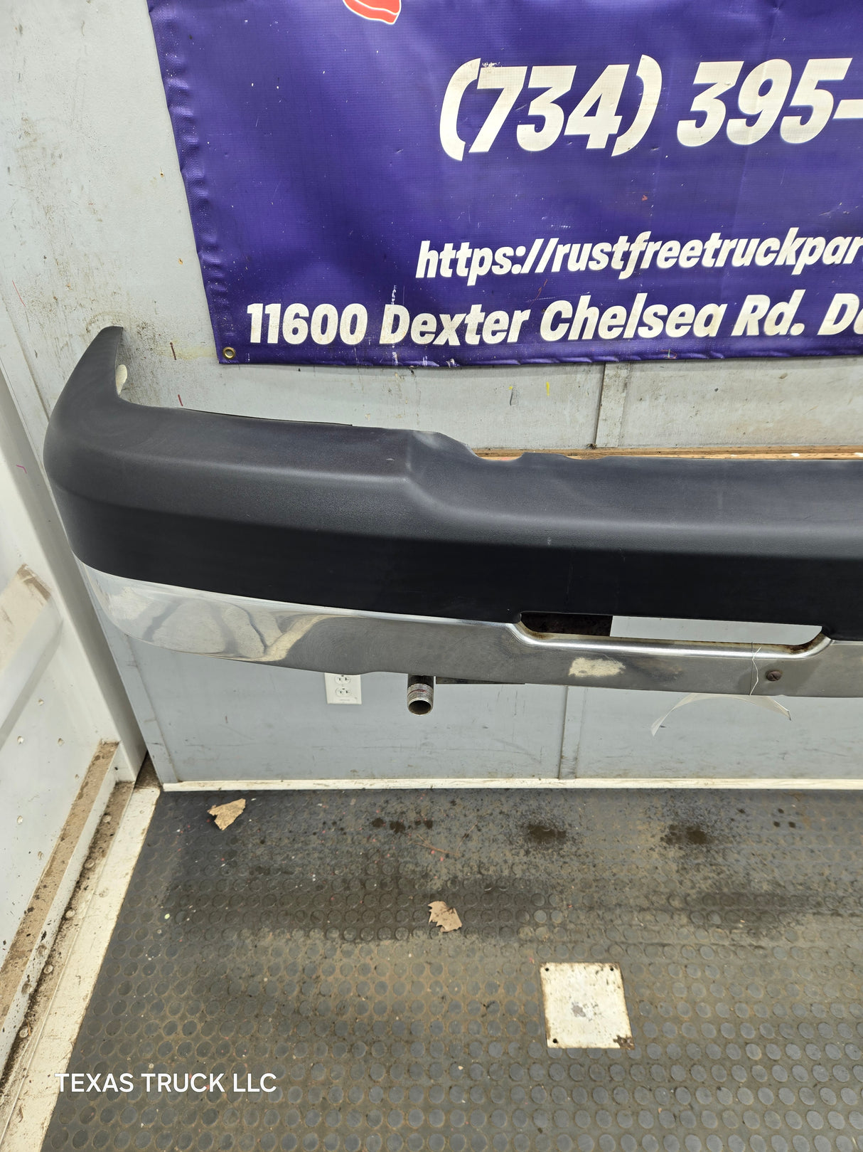 2003-2007 Chevrolet Silverado 2500HD 3500HD 'Cateye' Front Bumper