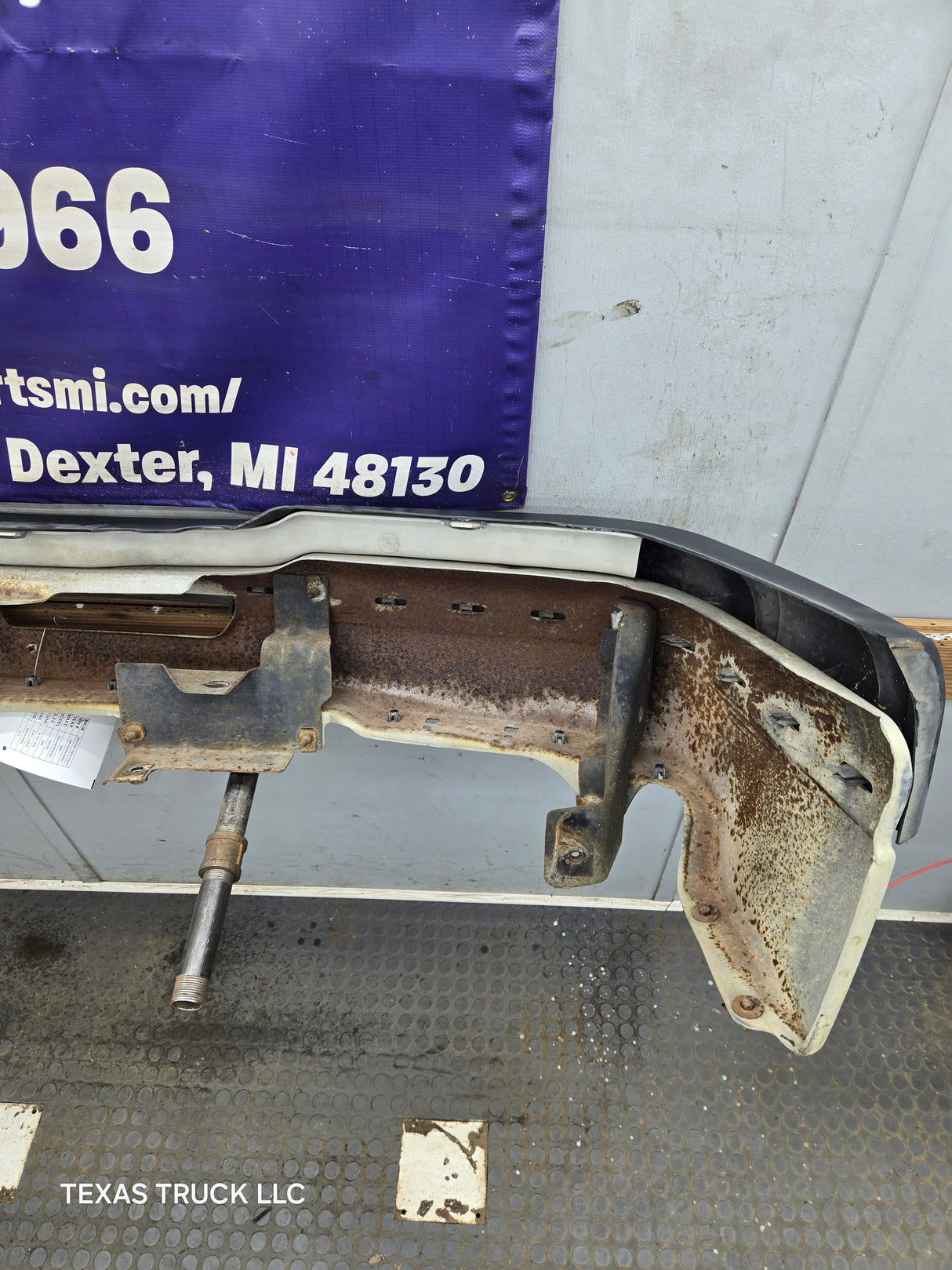 2003-2007 Chevrolet Silverado 2500HD 3500HD 'Cateye' Front Bumper