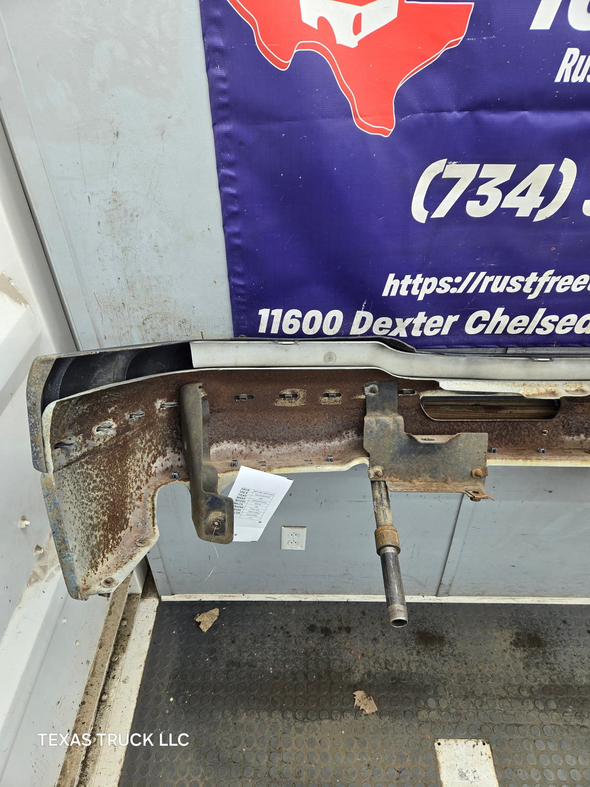 2003-2007 Chevrolet Silverado 2500HD 3500HD 'Cateye' Front Bumper