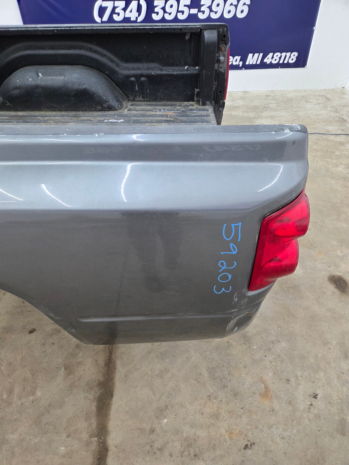 2005-2011 Dodge Dakota 3rd Gen 5' 4" Short Truck Bed