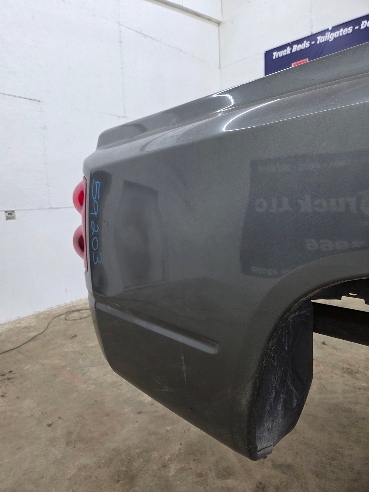 2005-2011 Dodge Dakota 3rd Gen 5' 4" Short Truck Bed