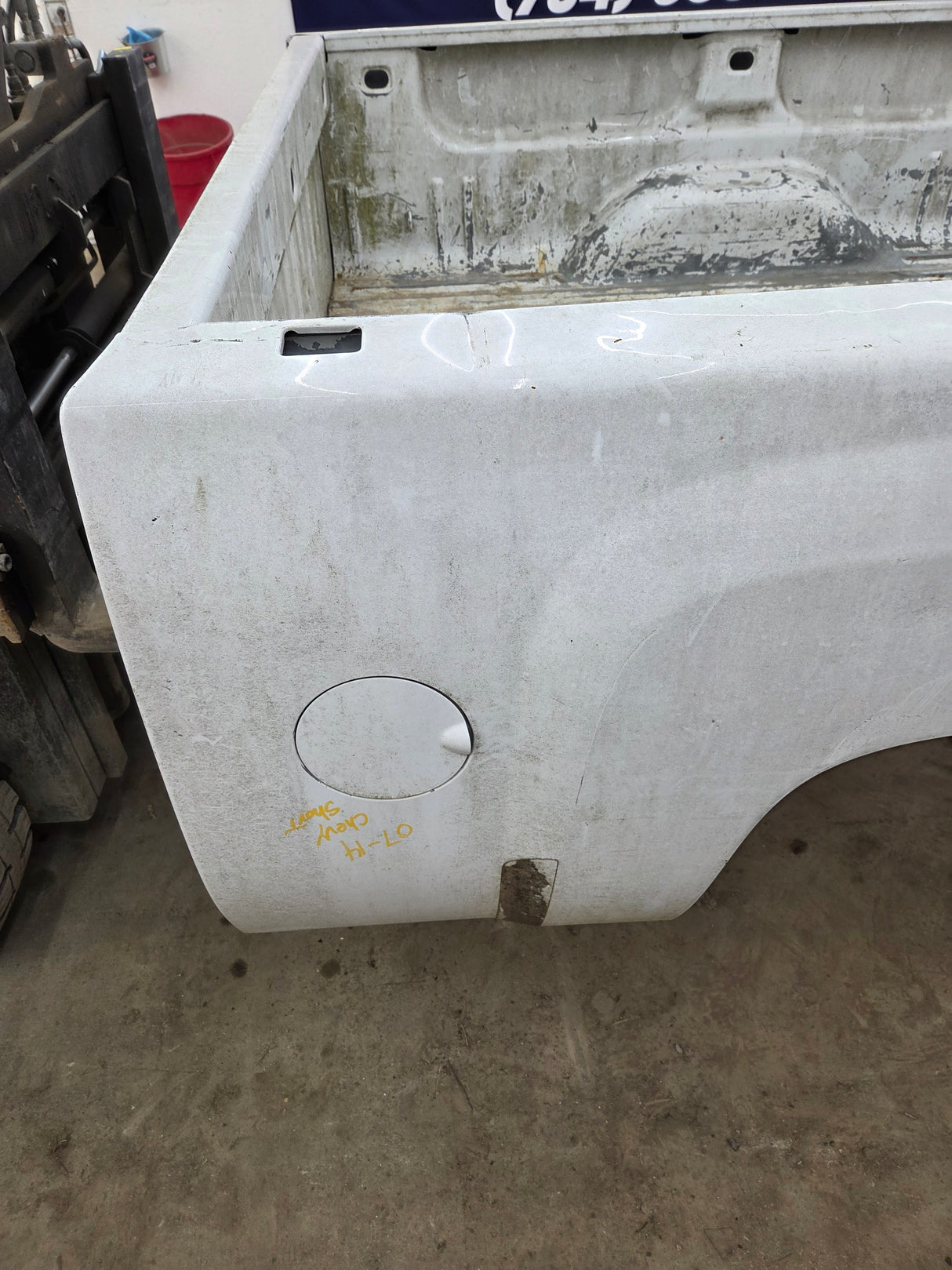 2007-2013 Chevrolet Silverado 1500 2500 3500 HD 6' 6" Short Truck
