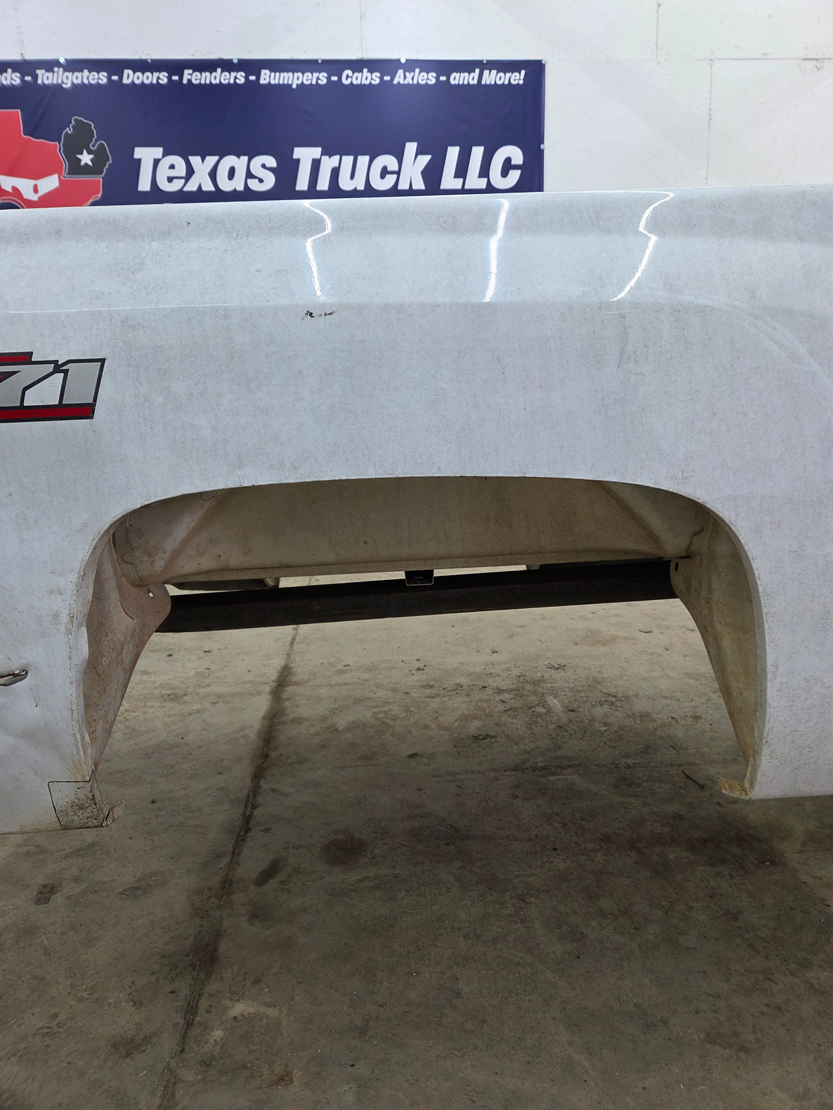 2007-2013 Chevrolet Silverado 1500 2500 3500 HD 6' 6" Short Truck